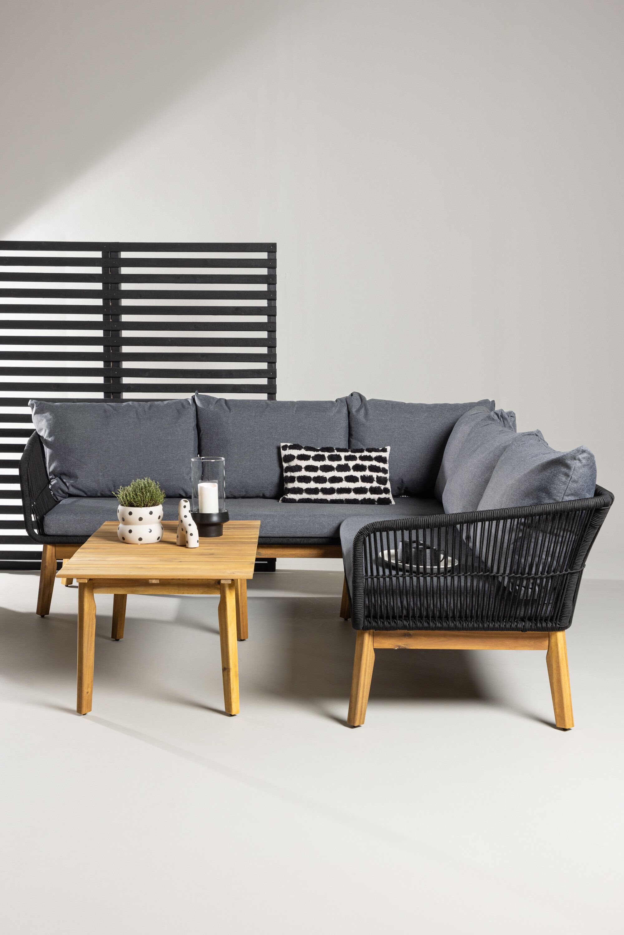 Nohr Loungeset 'Chandni' Acaciahout, Met hoekbank en tafel, kleur Zwart