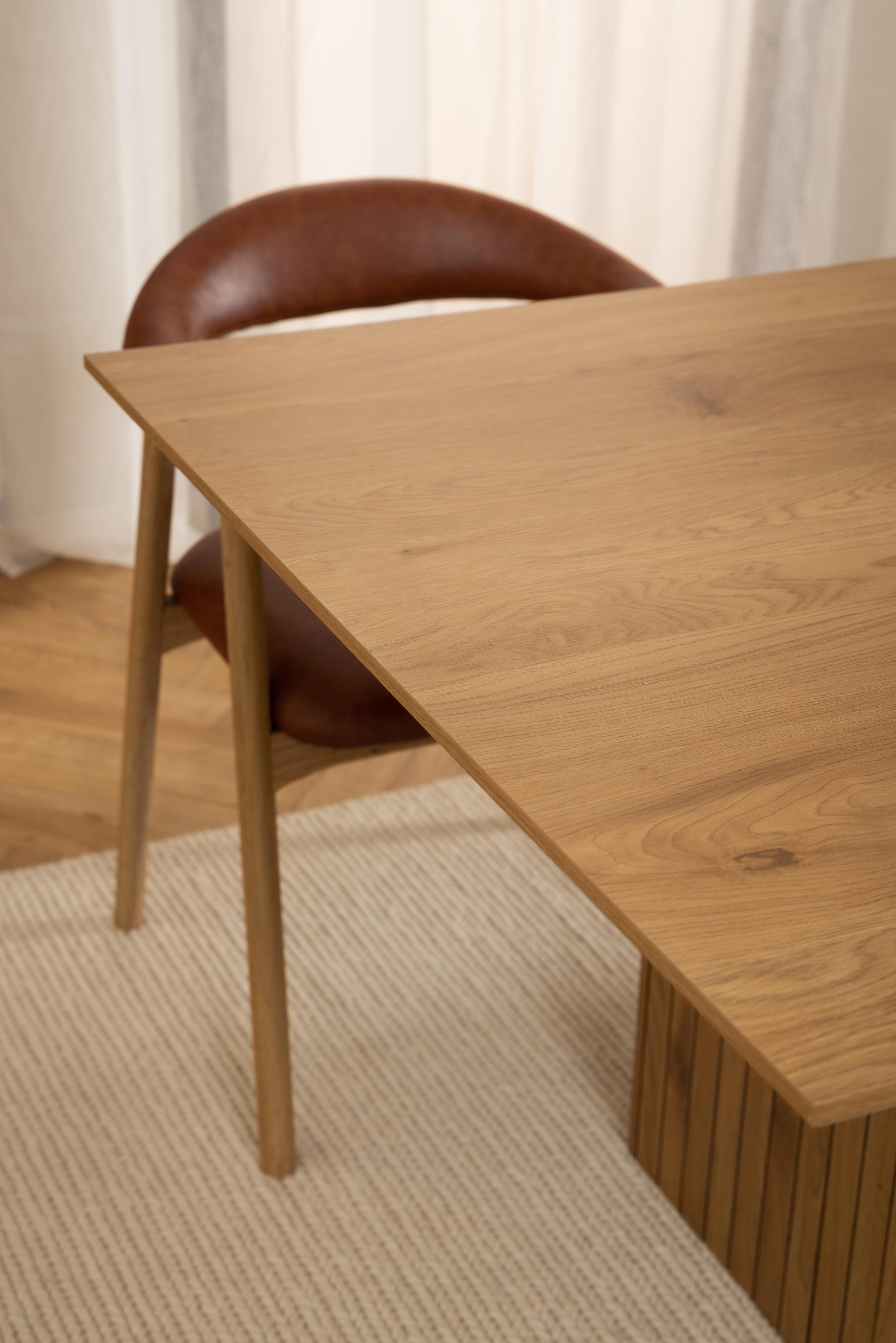 Bendt Eettafel 'Kennia' Eiken, 210 x 100cm