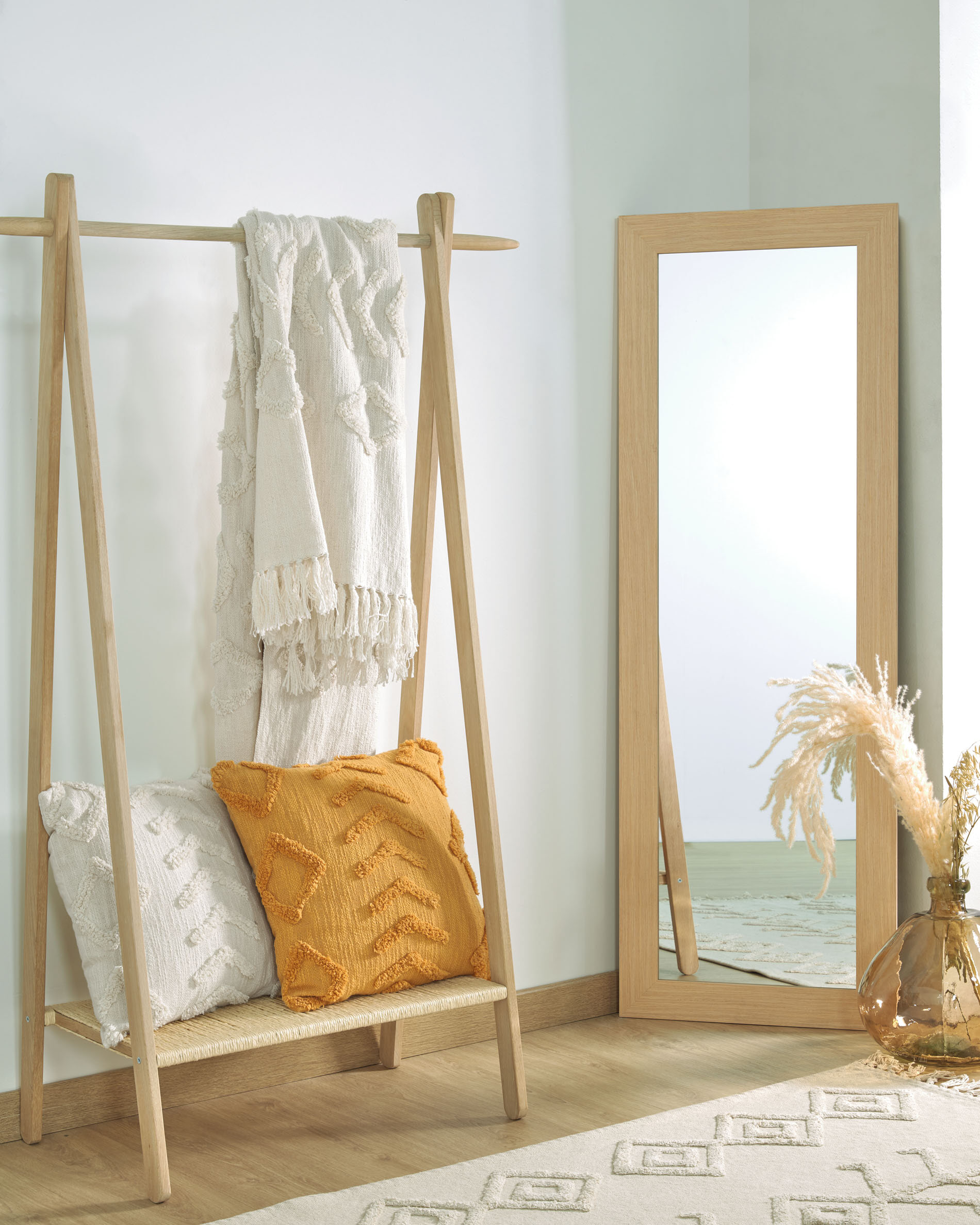 Kave Home Spiegel 'Yvaine' Brede Rand, 180 x 80cm, kleur Naturel