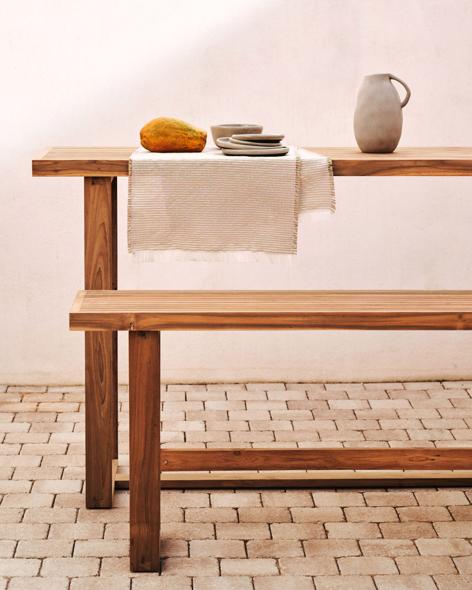 Kave Home Hoge Outdoor Eetkamerbank 'Canadell' Teakhout, 130cm