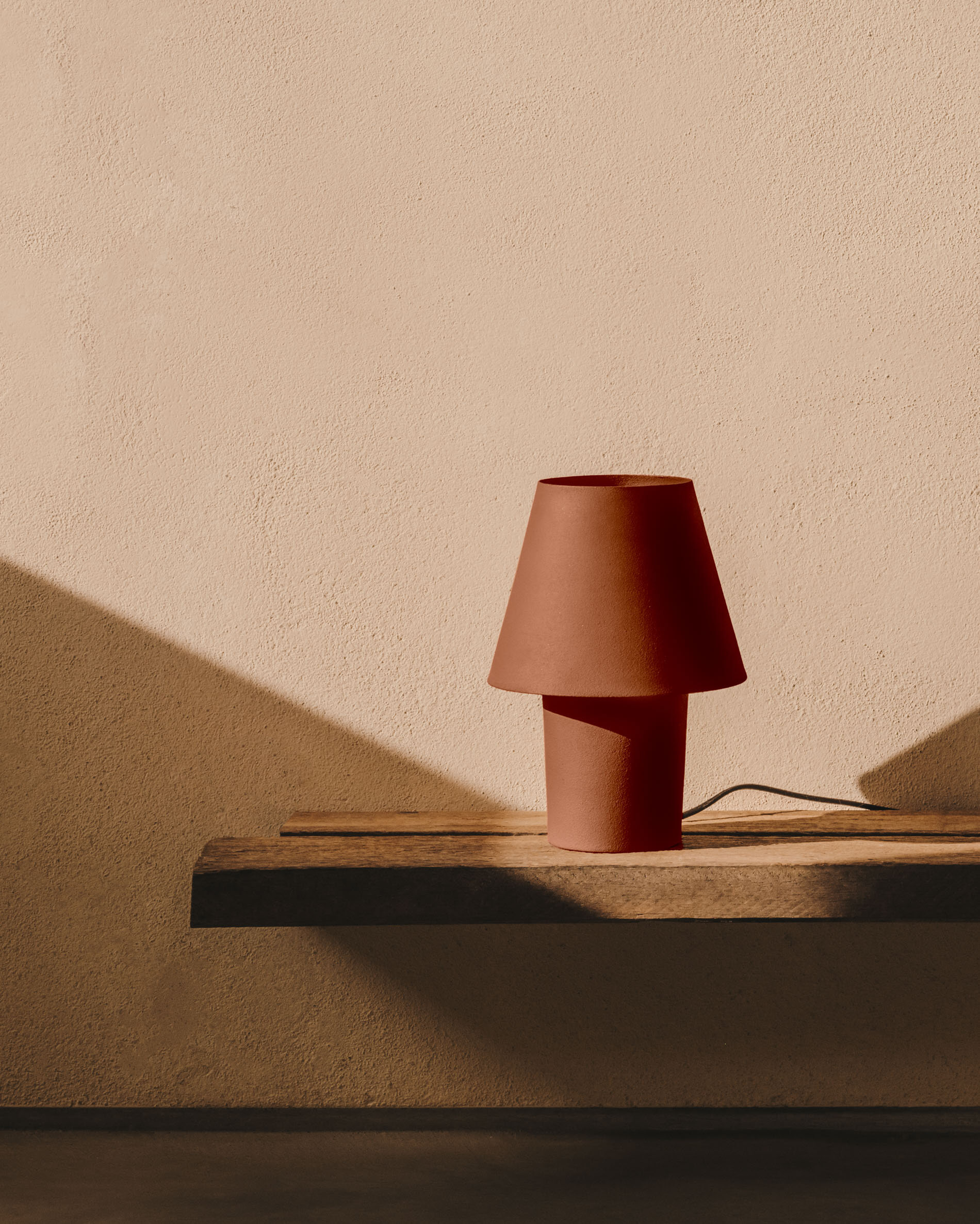 Kave Home Tafellamp 'Canapost' Terracotta look, 30cm hoog