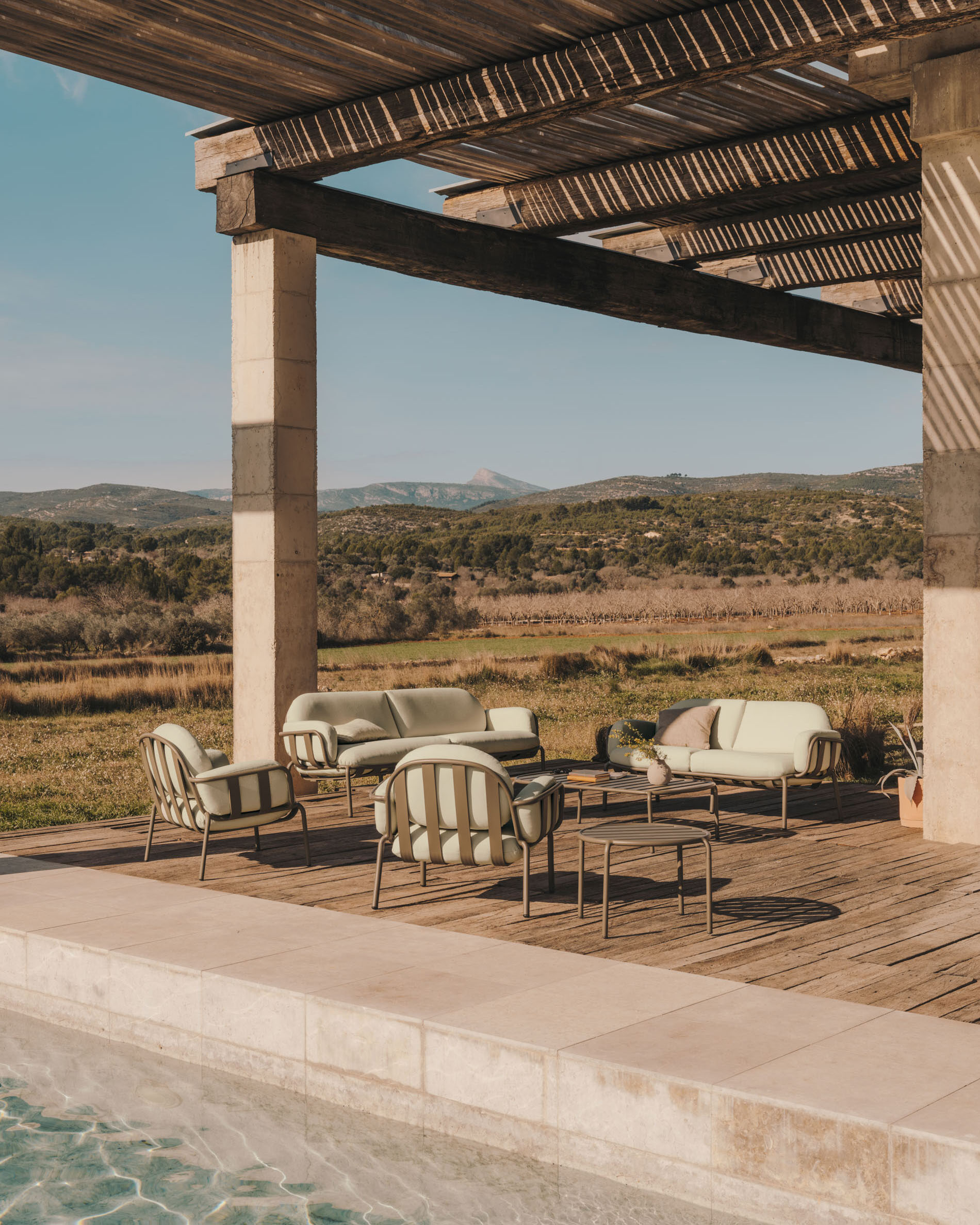 Kave Home Outdoor Bijzettafel 'Joncols' 68cm, kleur Groen