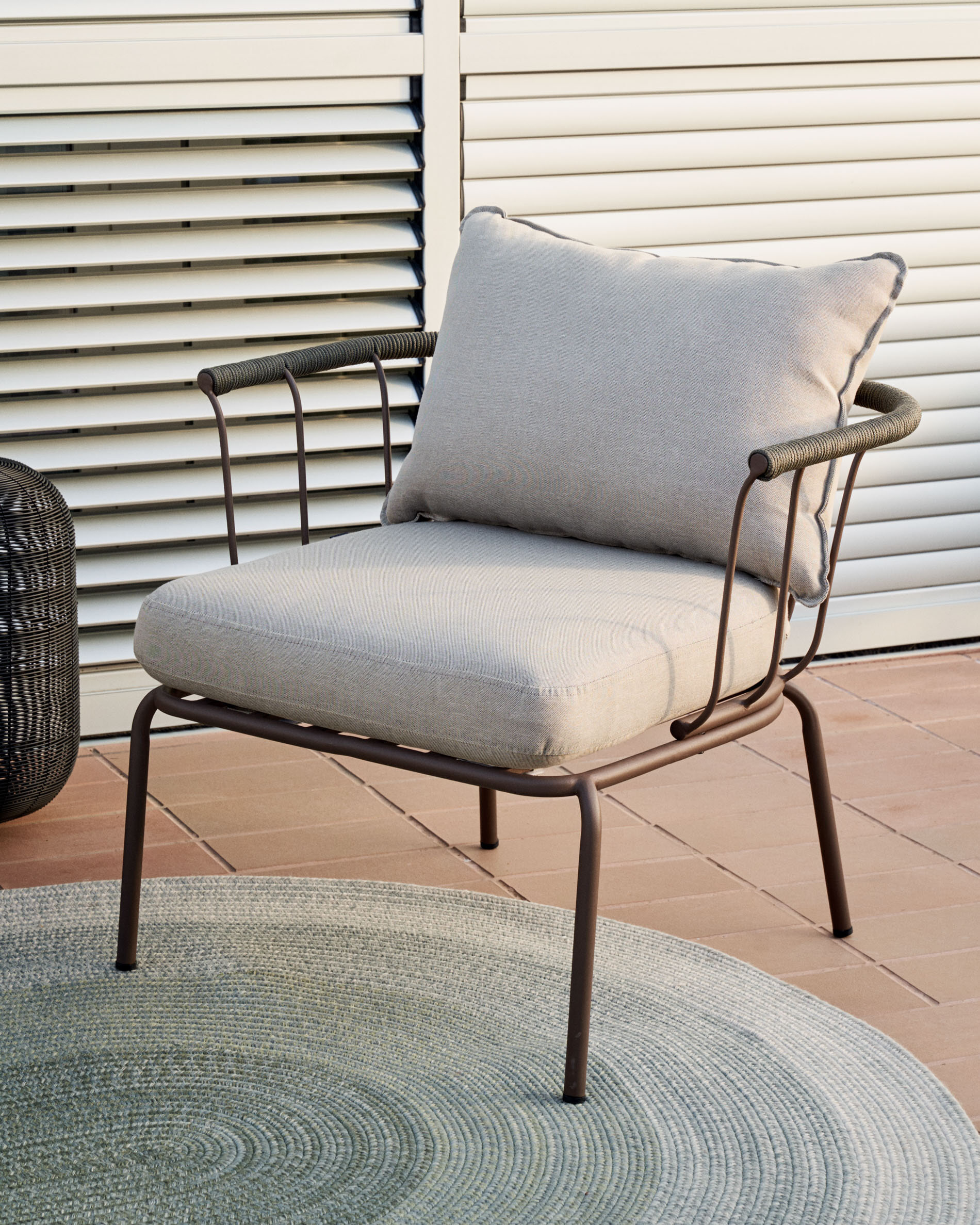 Kave Home Outdoor Fauteuil 'Salguer' Gevlochten touw en staal, kleur Beige
