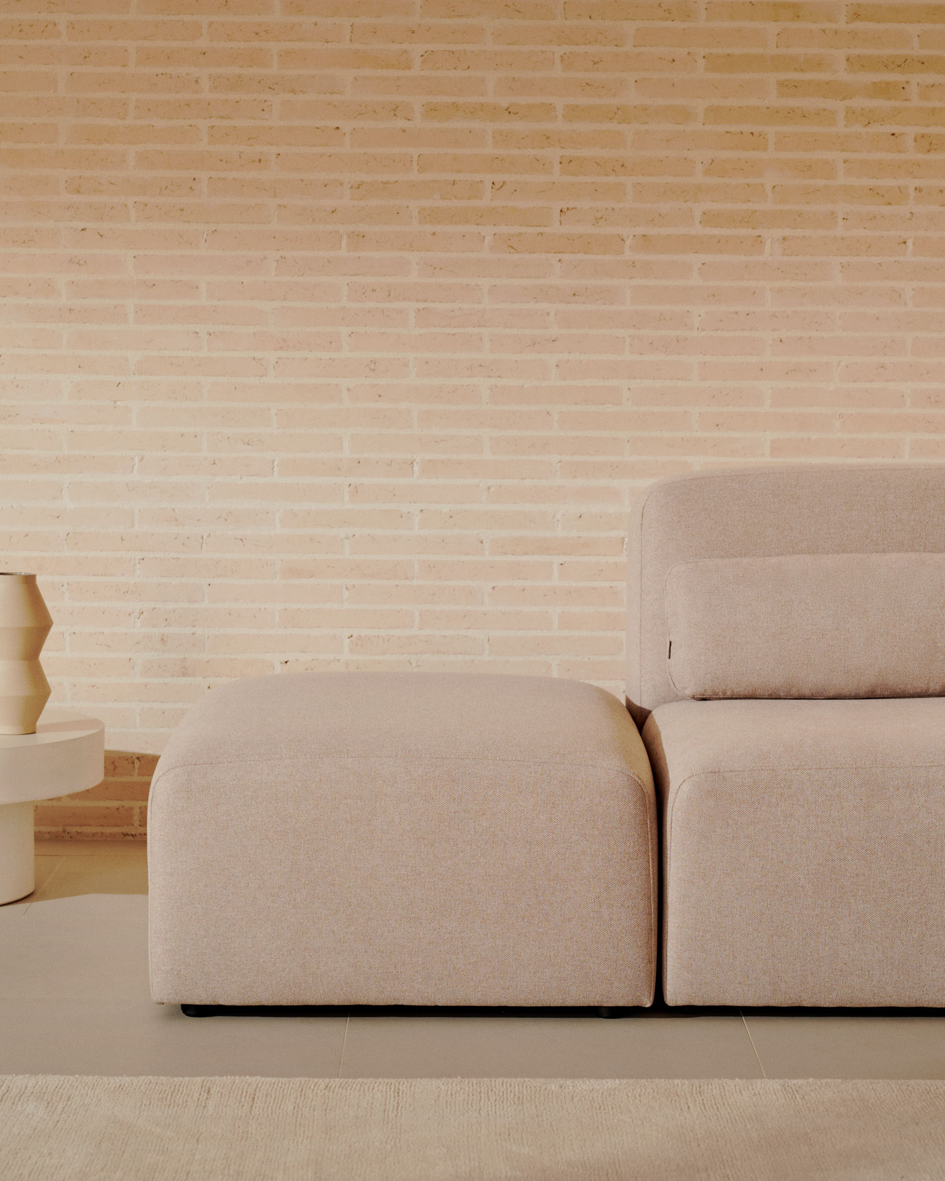 Kave Home Hocker 'Neom' 75 x 89cm, kleur Beige