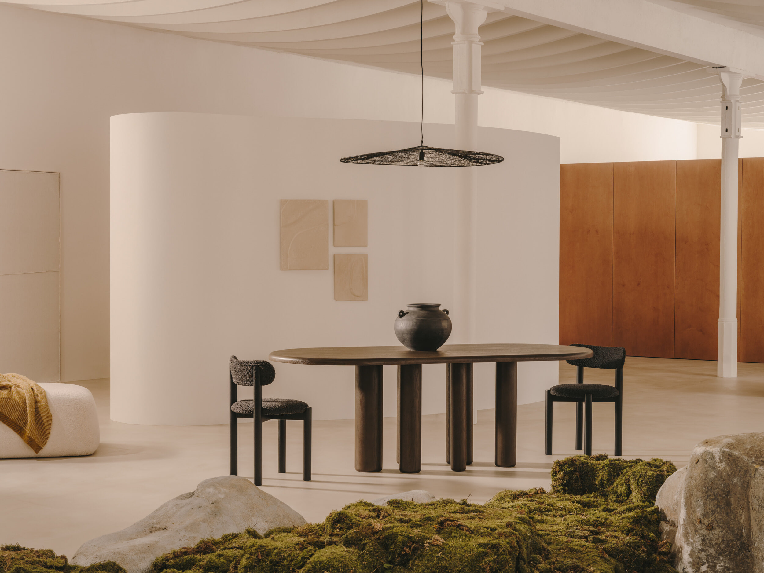 Kave Home Ovale Eettafel 'Mailen' Essenhout, 220 x 105cm, kleur Donkerbruin