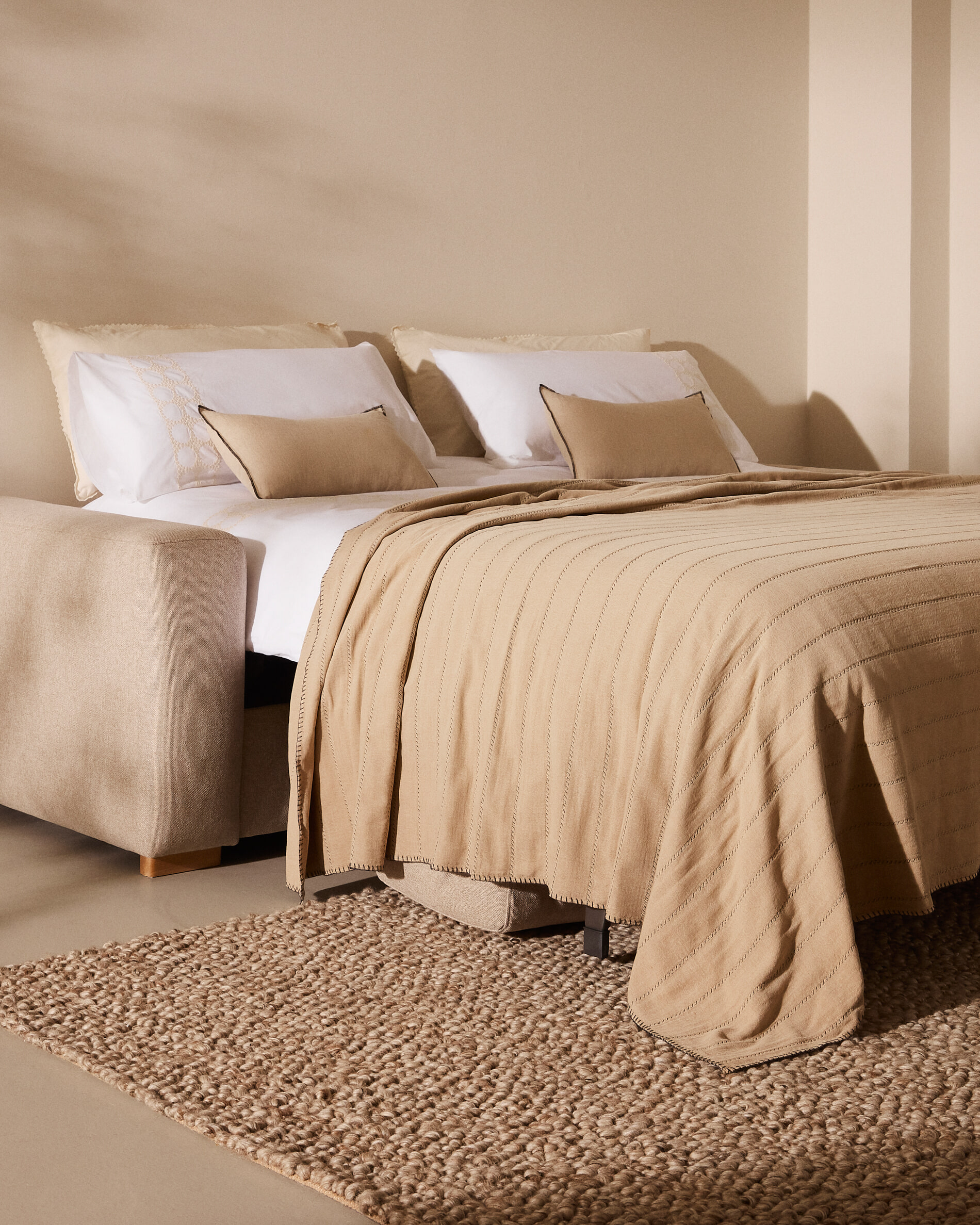 Kave Home Slaapbank 'Anley', kleur Beige