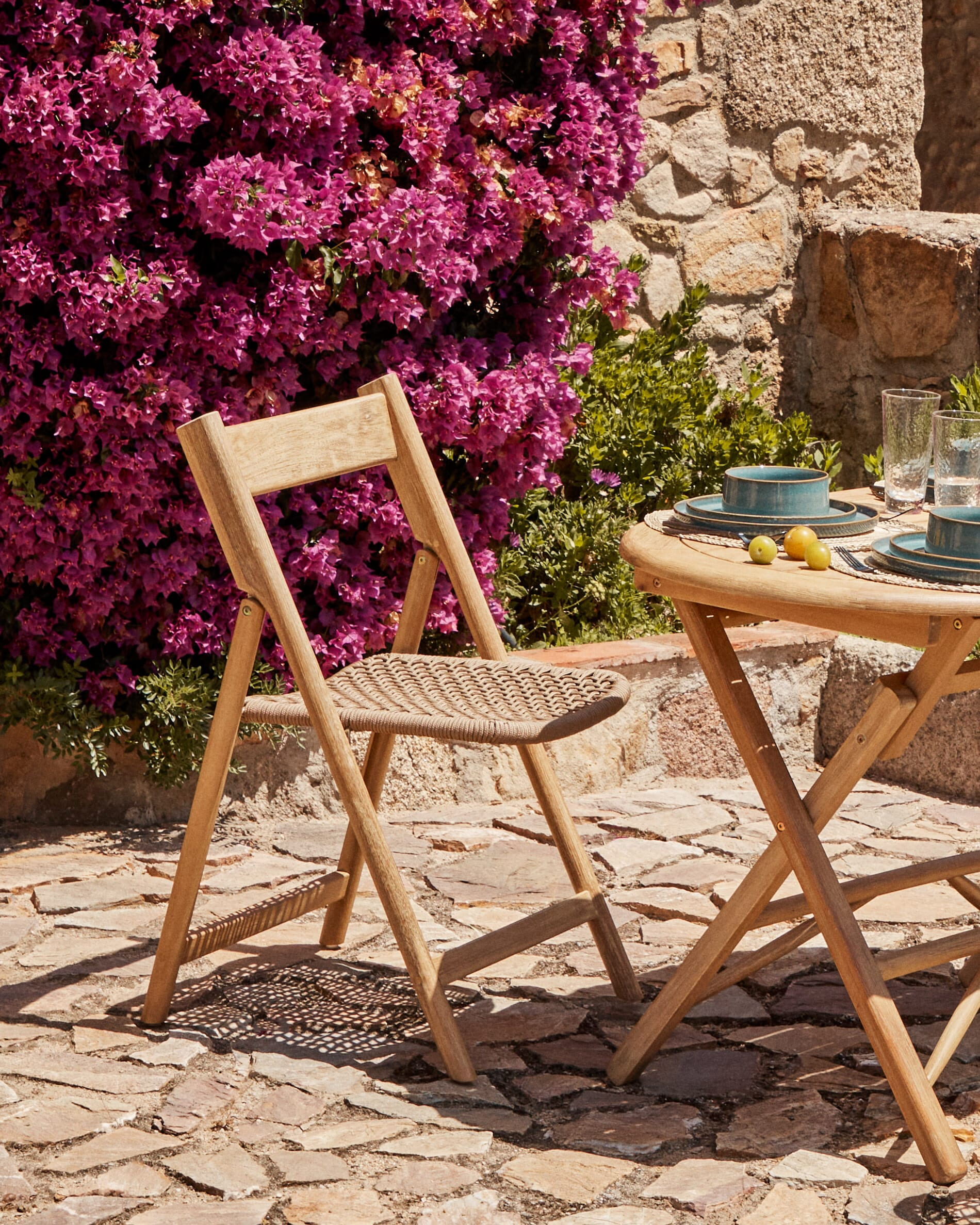 Kave Home Inklapbare Tuinstoel 'Dandara' Acaciahout en touw, kleur Beige
