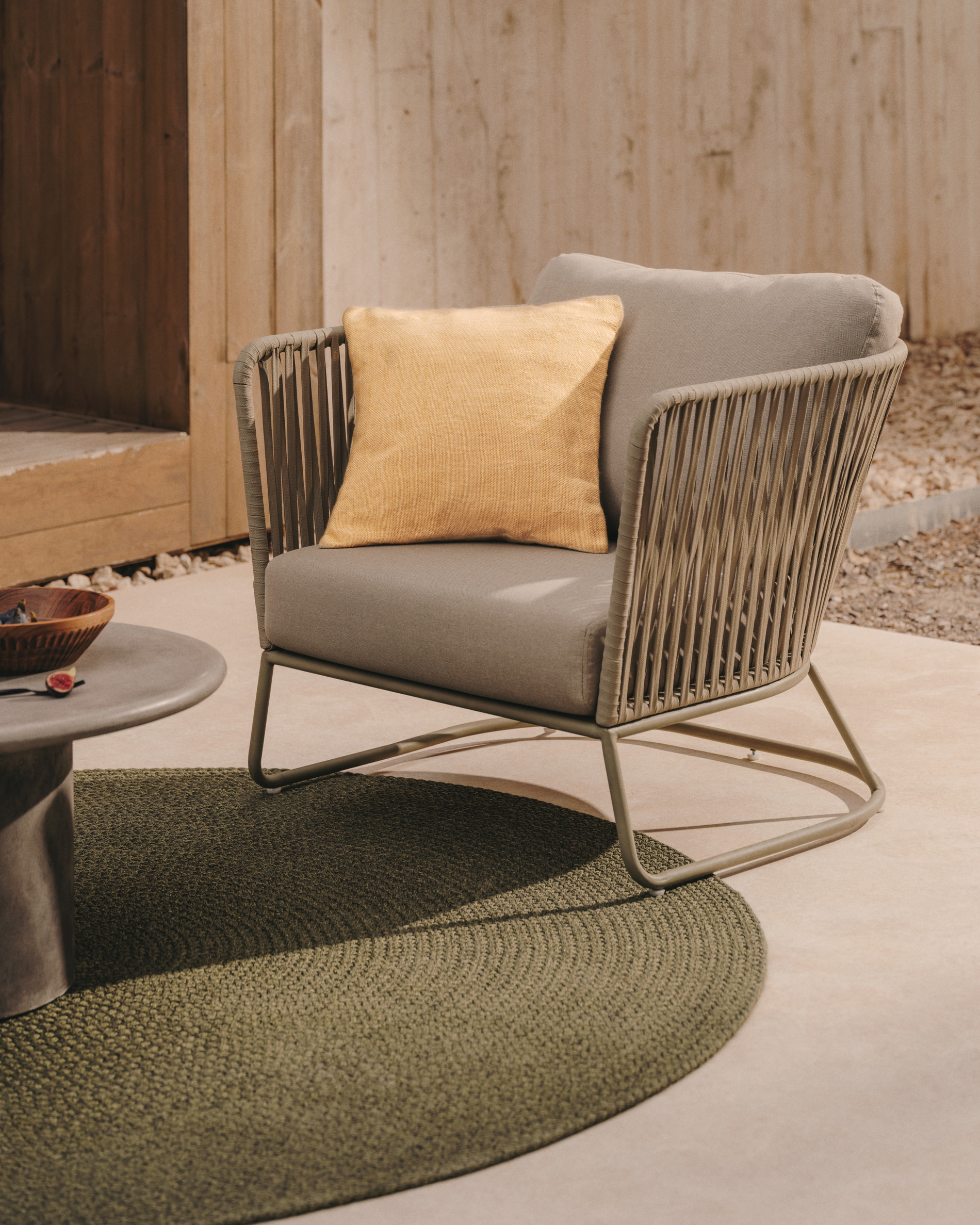 Kave Home Outdoor Fauteuil 'Saconca' Gevlochten touw, kleur Groen