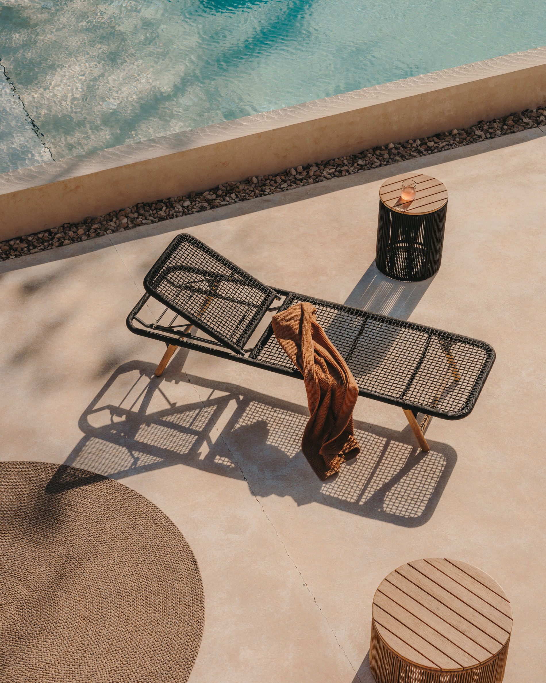 Kave Home Outdoor Salontafel 'Dandara' Acaciahout en touw, 70cm, kleur Beige