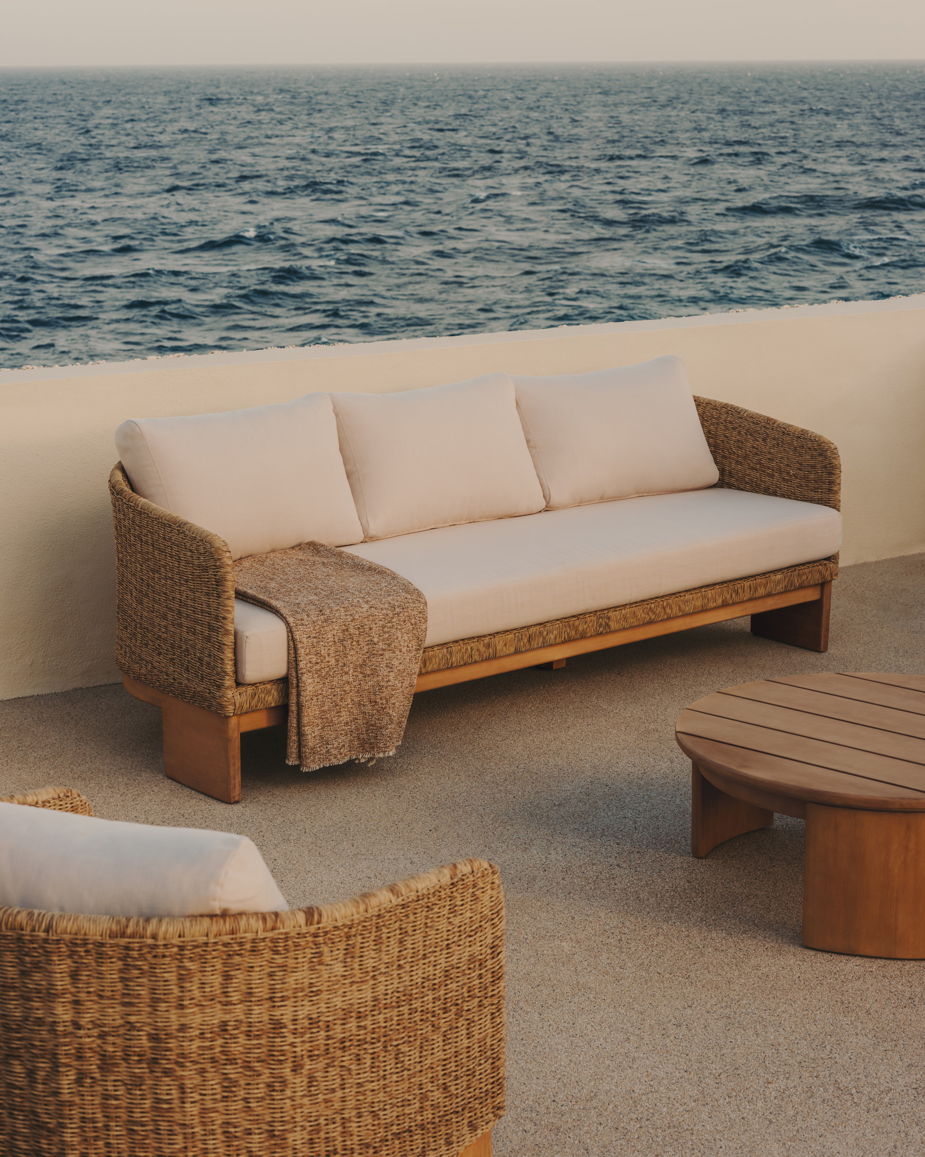 Kave Home 3-zits Loungebank 'Xoriguer' Rattan en eucalyptushout