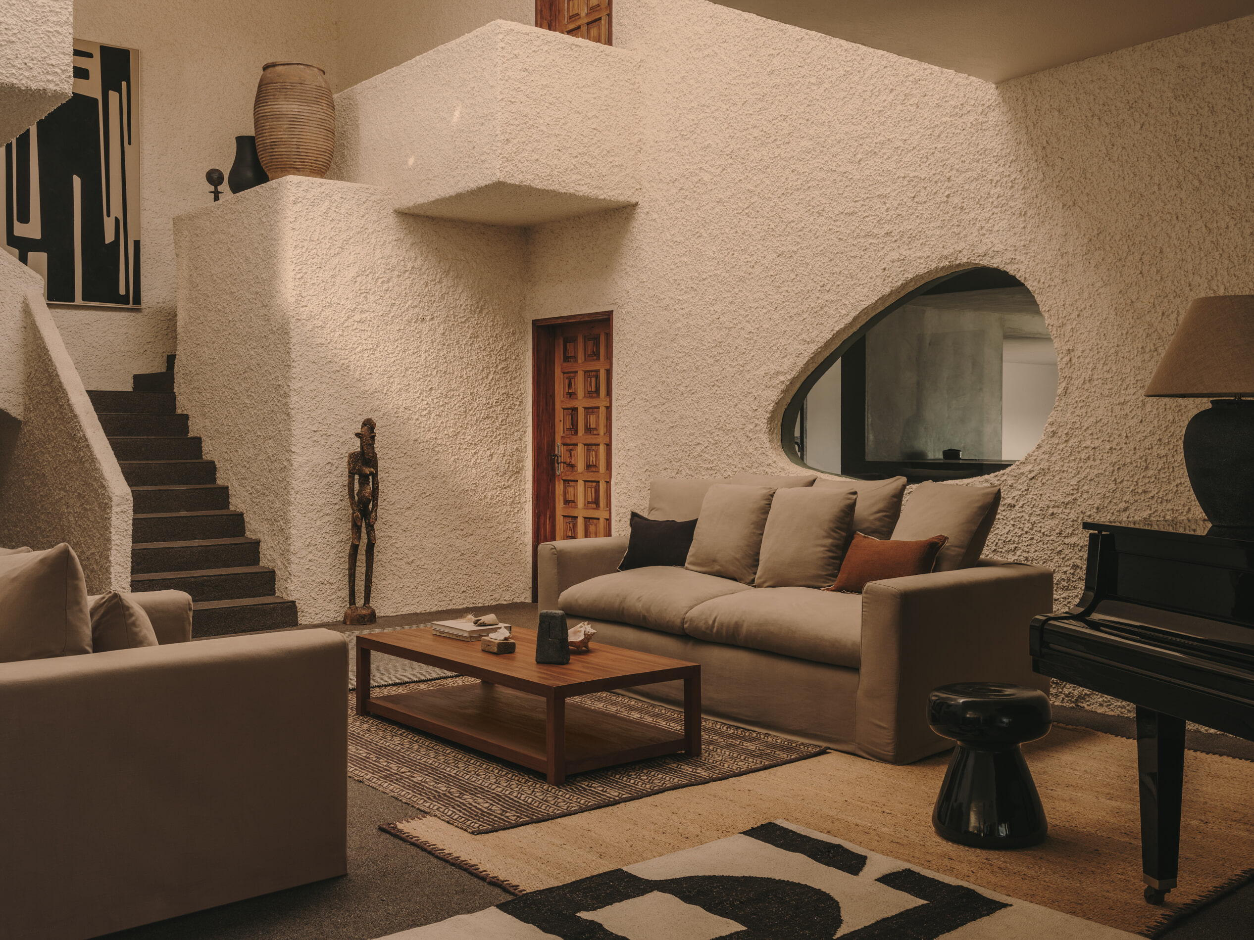 Kave Home Ronde Bijzettafel 'Manya' Keramiek, 38cm, kleur Zwart