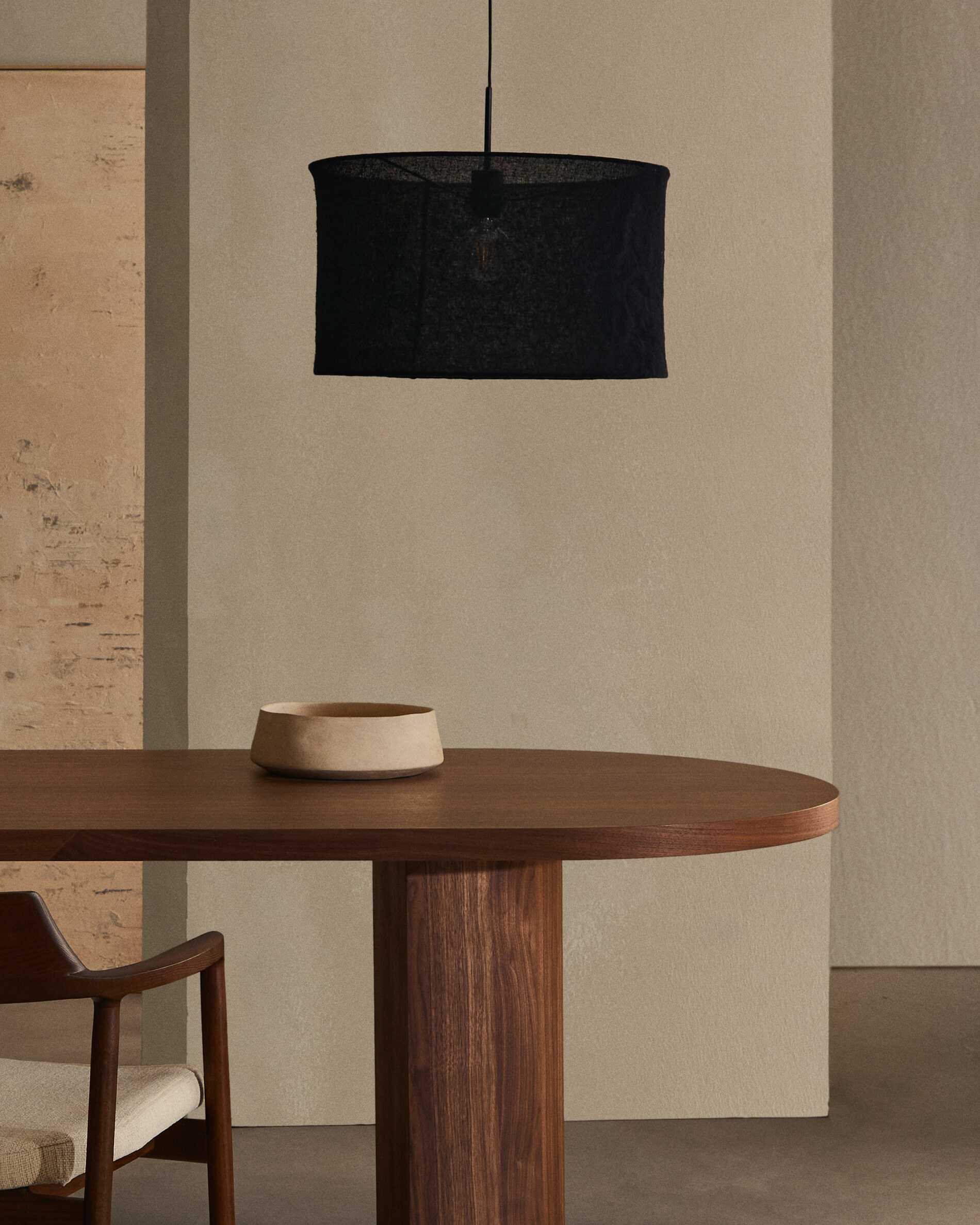Kave Home Ovale Eettafel 'Nealy' Walnootfineer, 240 x 100cm