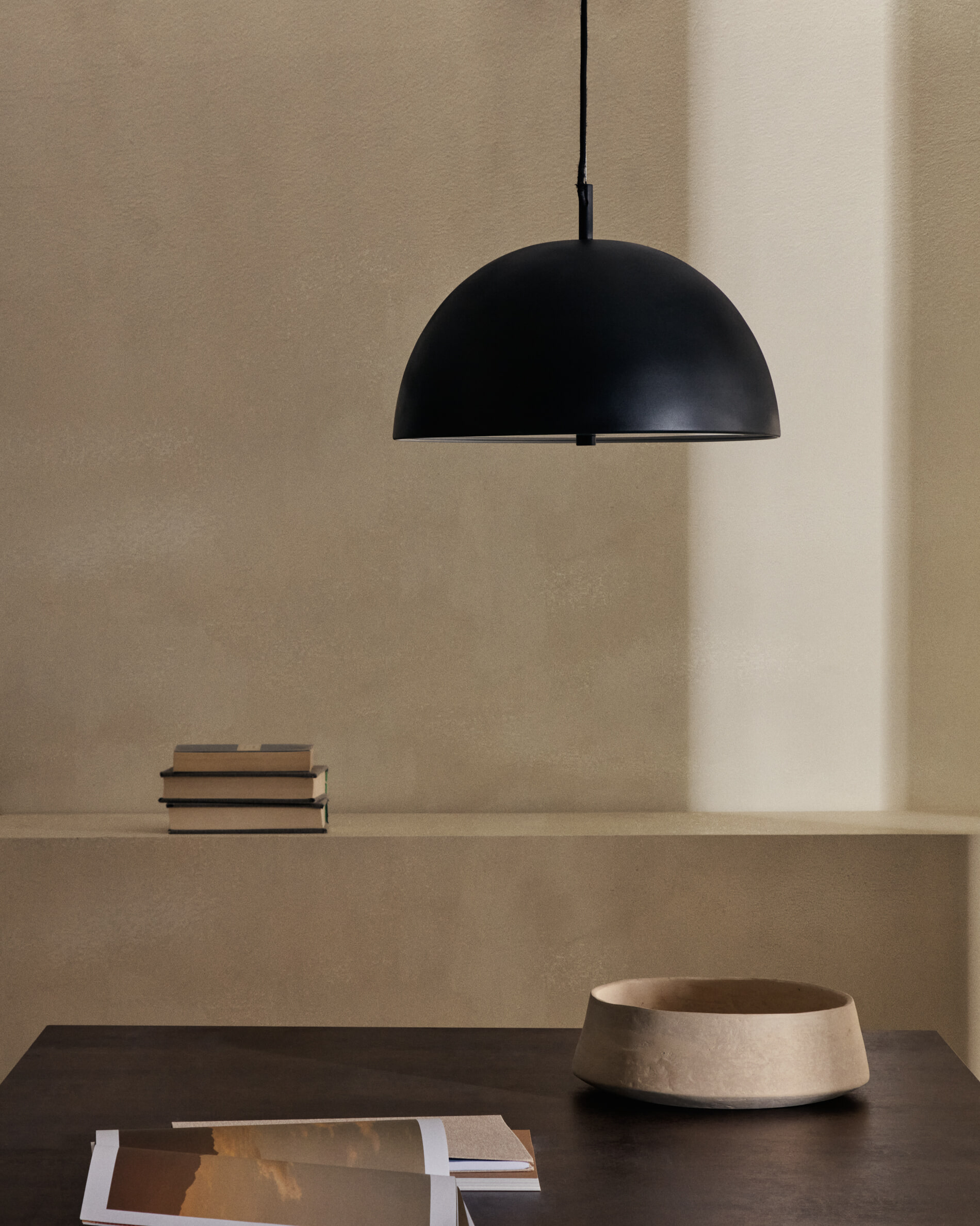 Kave Home Hanglamp 'Catlar' Metaal, kleur Zwart