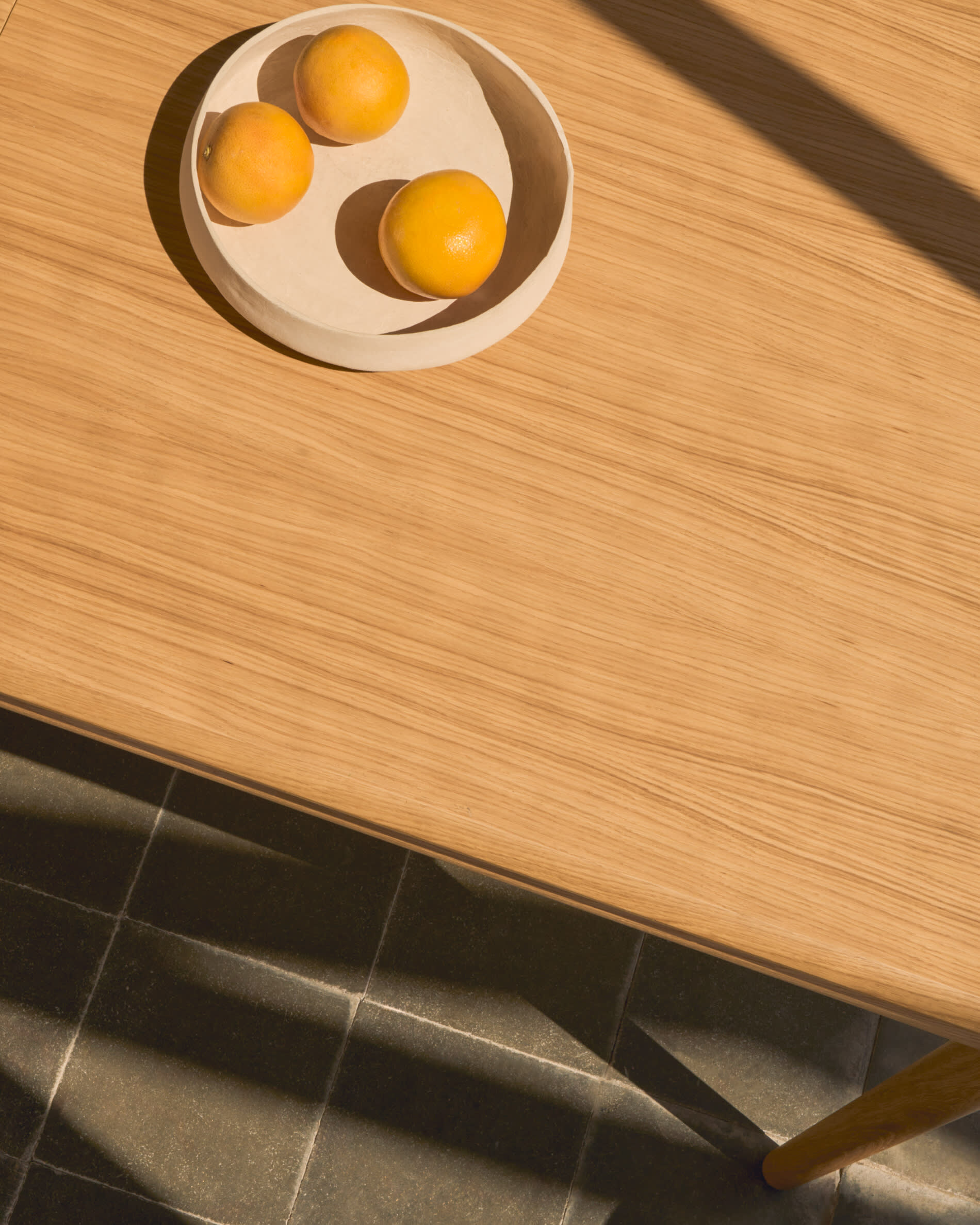 Kave Home Uitschuifbare Eettafel 'Lenon' Eikenhout, 200-280 x 90cm, kleur Naturel