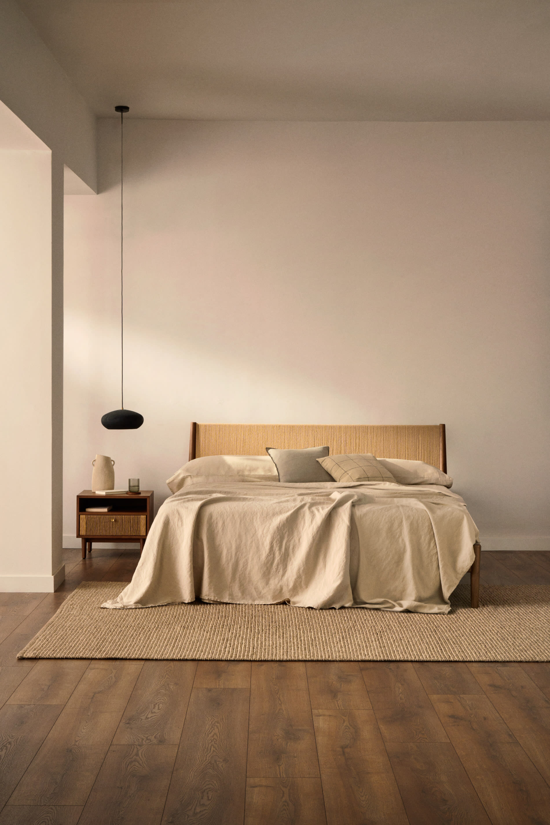 Kave Home Hanglamp 'Inda' Terracotta look, kleur Zwart