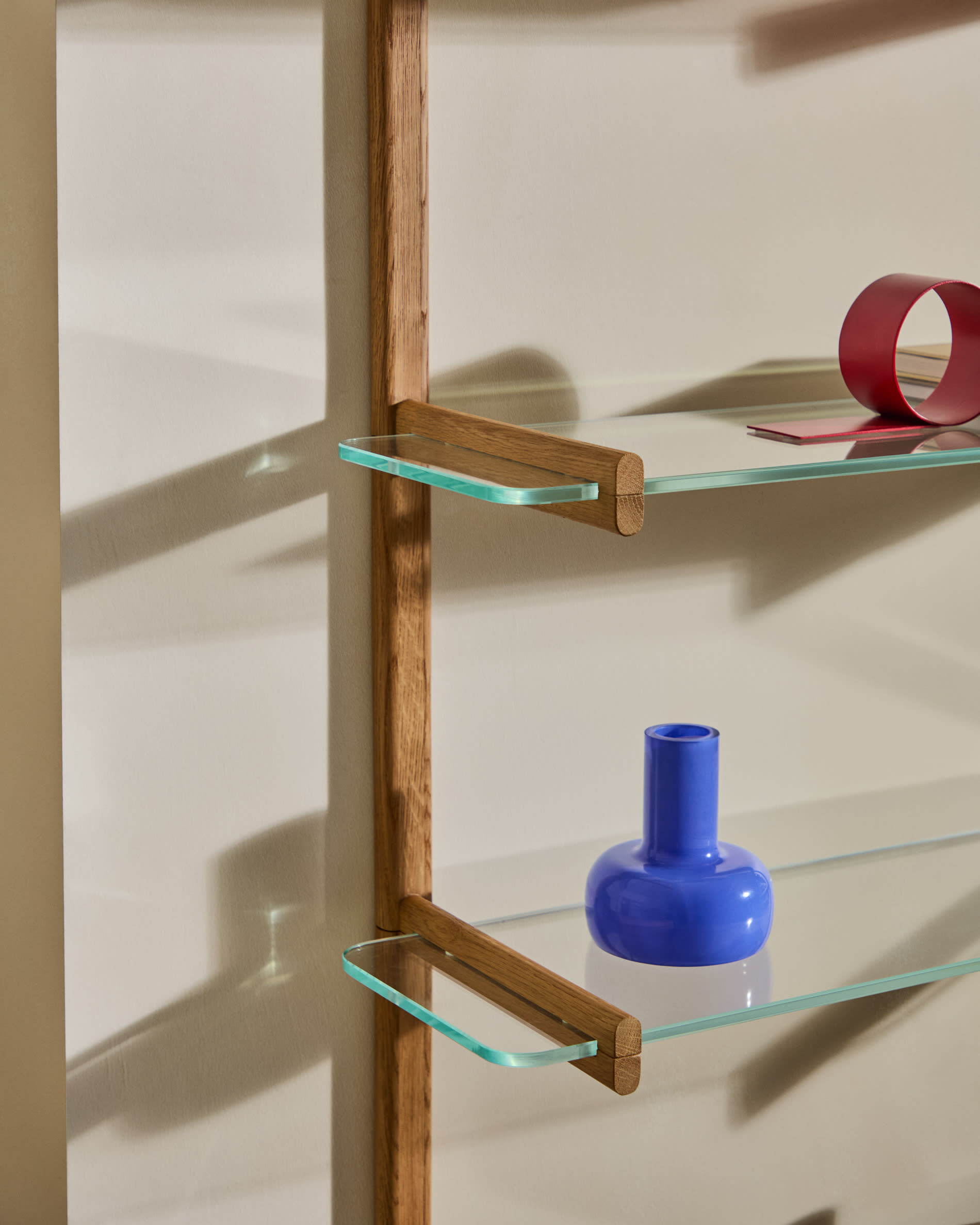 Kave Home Wandrek 'Sitra' Eikenhout en glas, 202 x 90cm