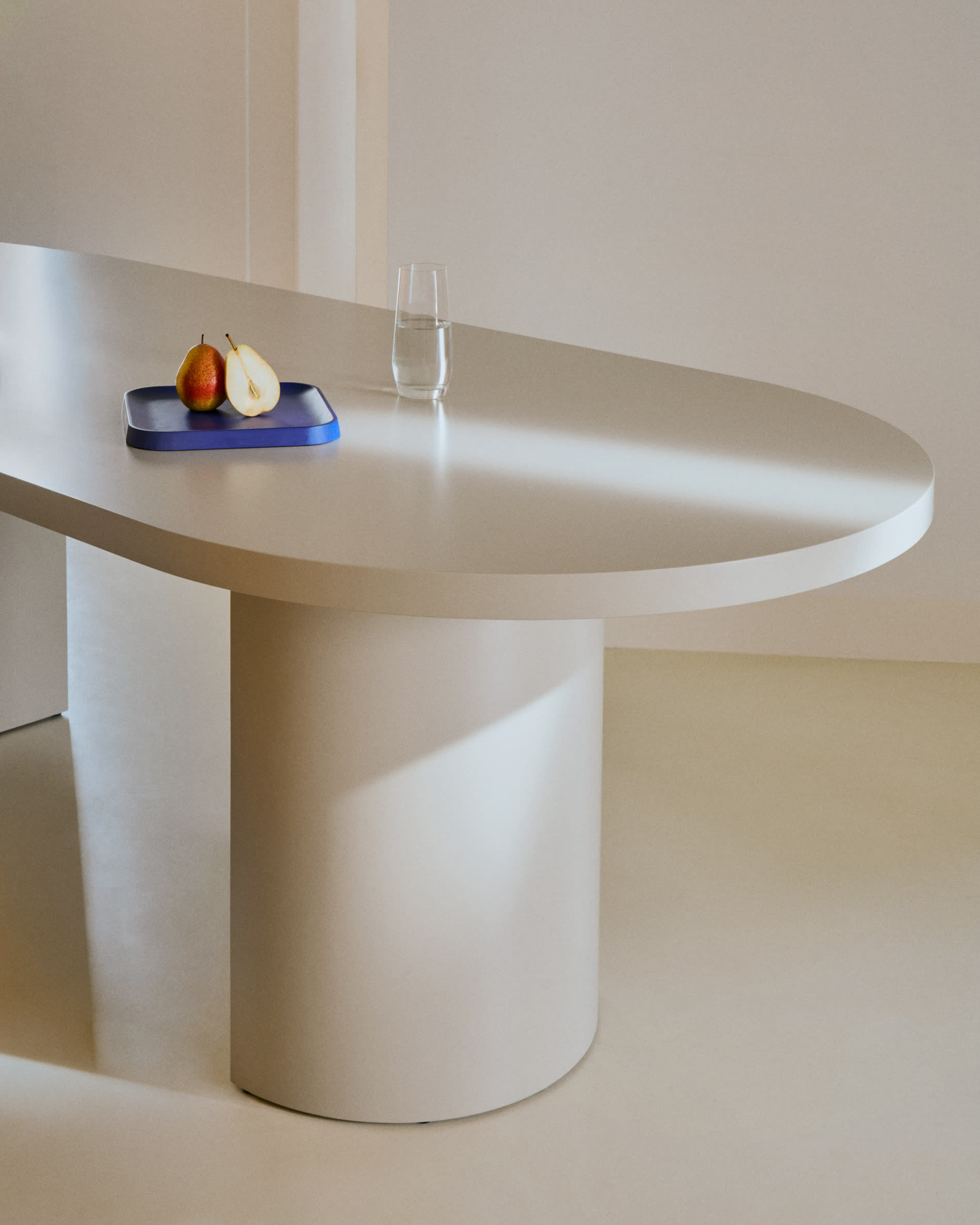 Kave Home Ovale Eettafel 'Nealy' 200 x 100cm, kleur Ecru