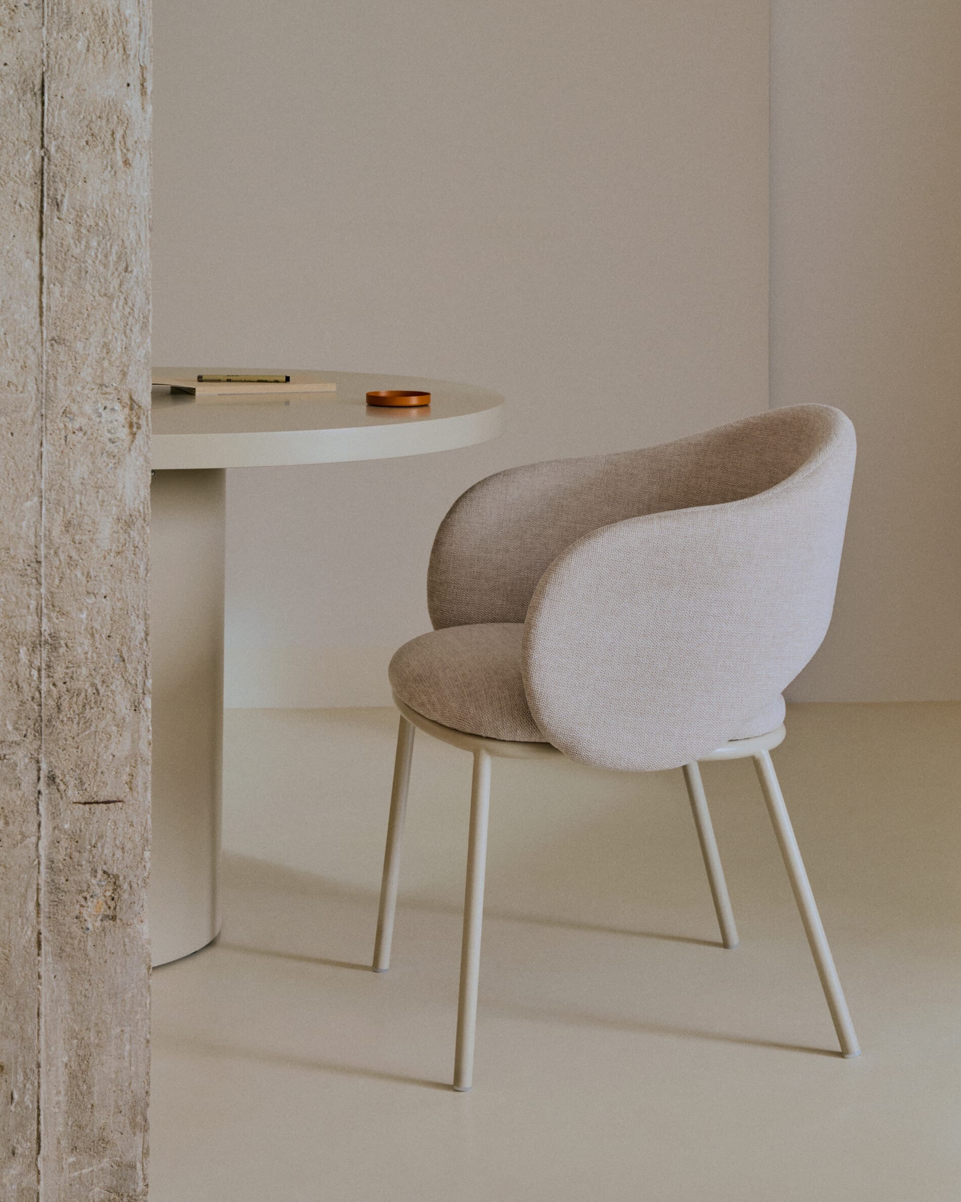 Kave Home Ovale Eettafel 'Nealy' 200 x 100cm, kleur Ecru