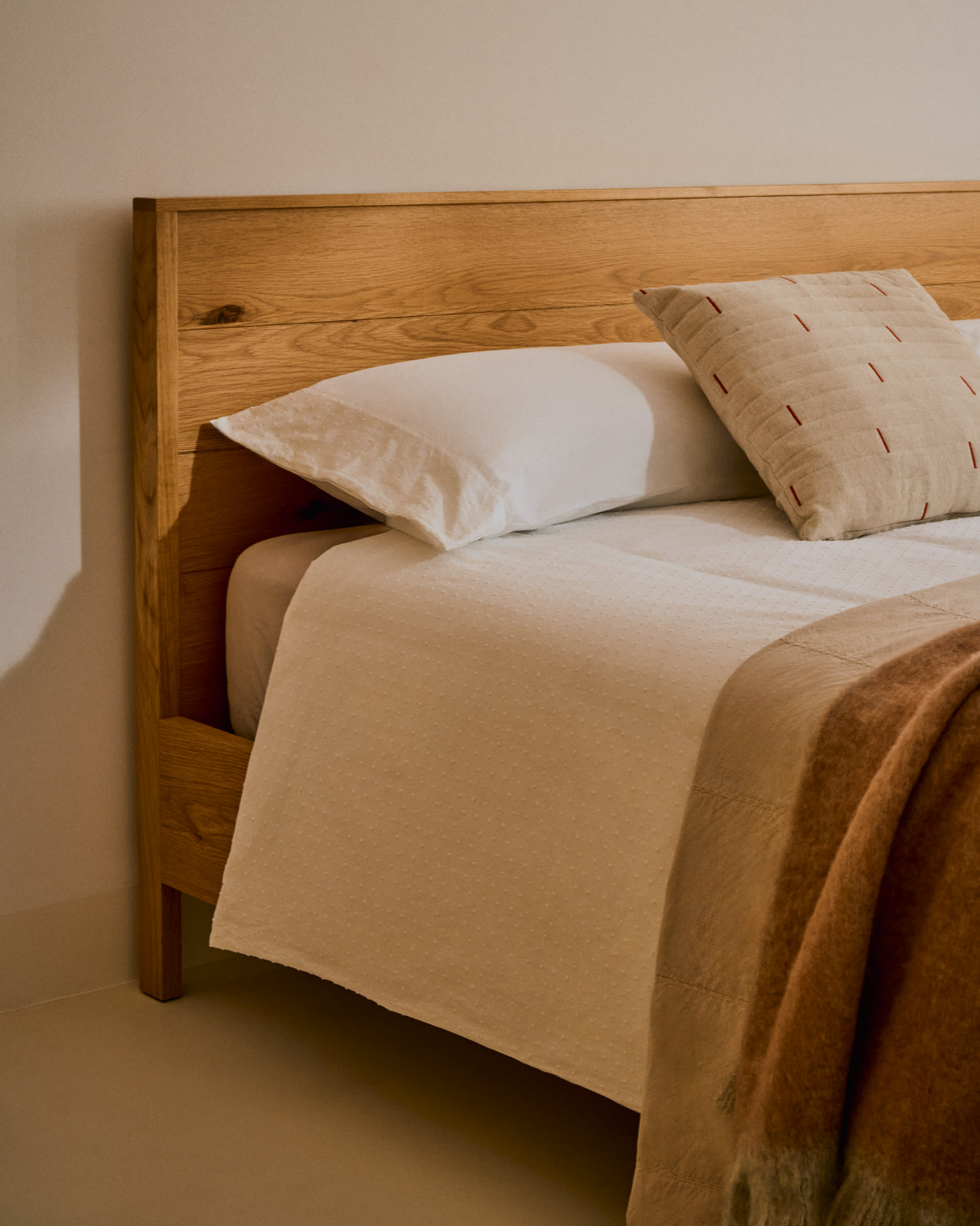 Kave Home Bed 'Alguema' Eiken, 160 x 200cm