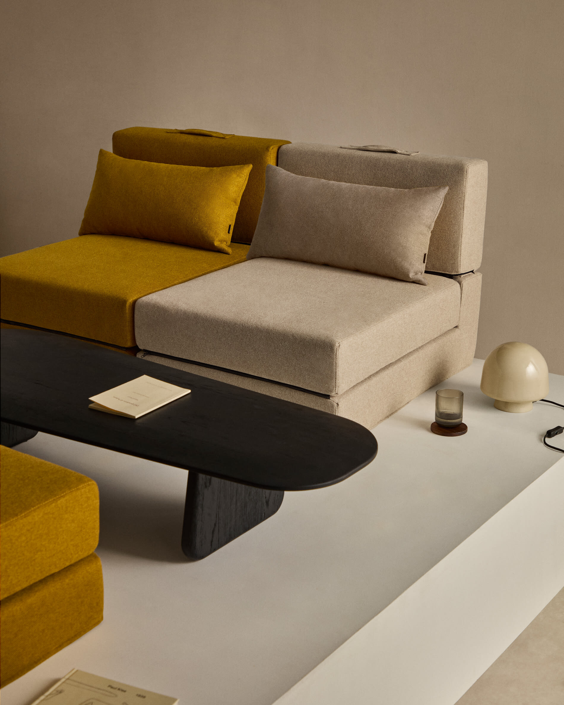 Kave Home Vouwbed 'Arty' 70 x 200cm, kleur Mosterdgeel