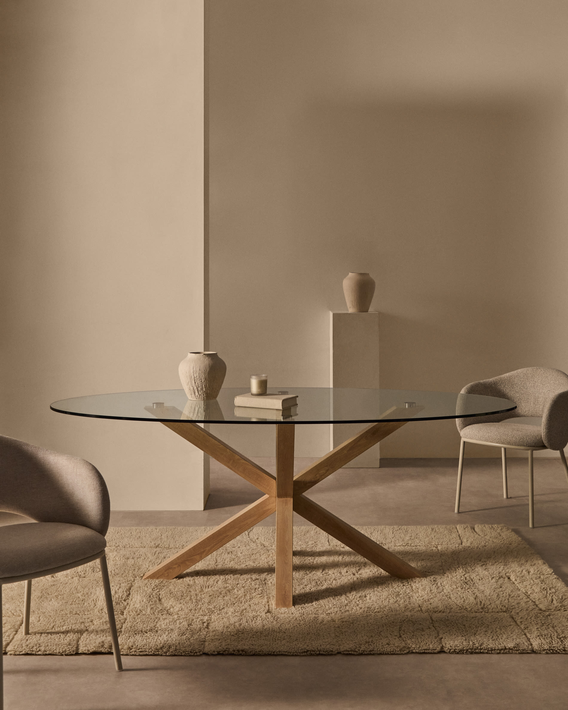 Kave Home Eetkamerstoel 'Maina' Chenille, kleur Beige