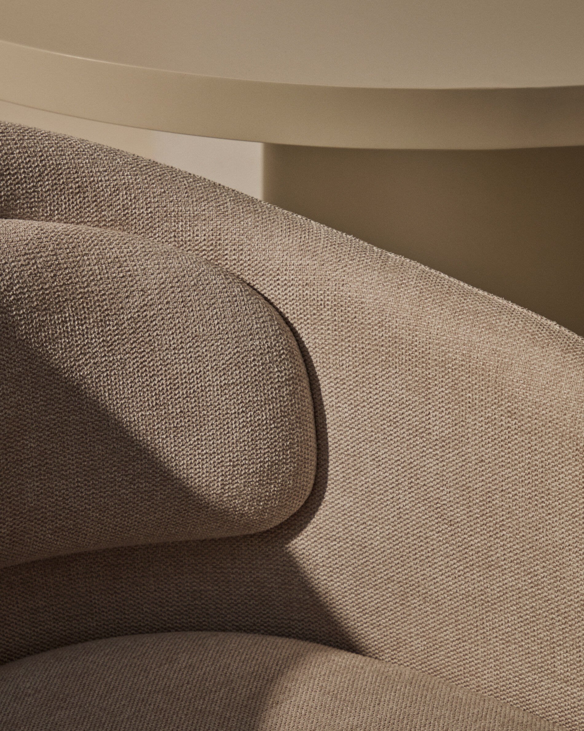 Kave Home Eetkamerstoel 'Minda' Chenille, kleur Beige