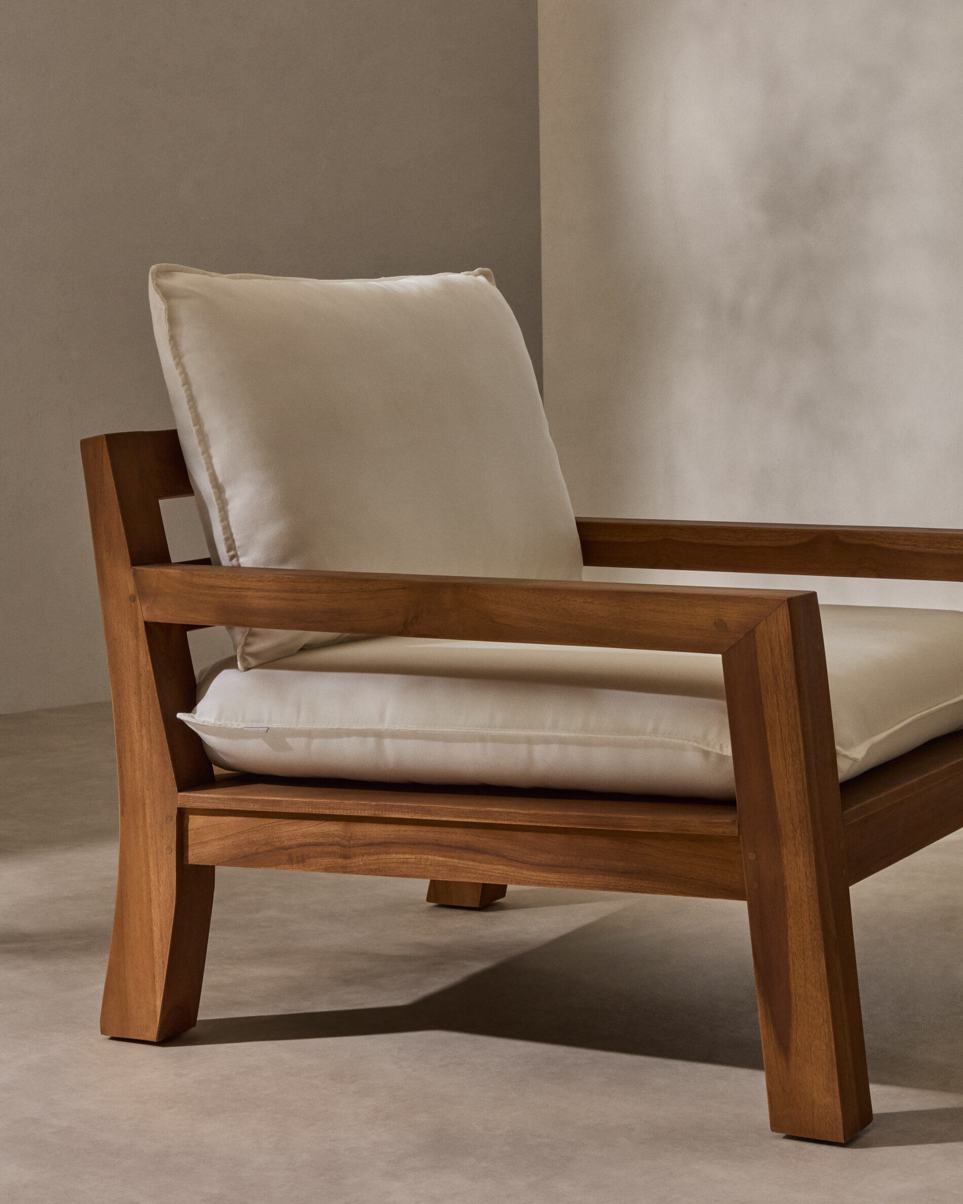 Kave Home Fauteuil 'Forcanera' Teakhout