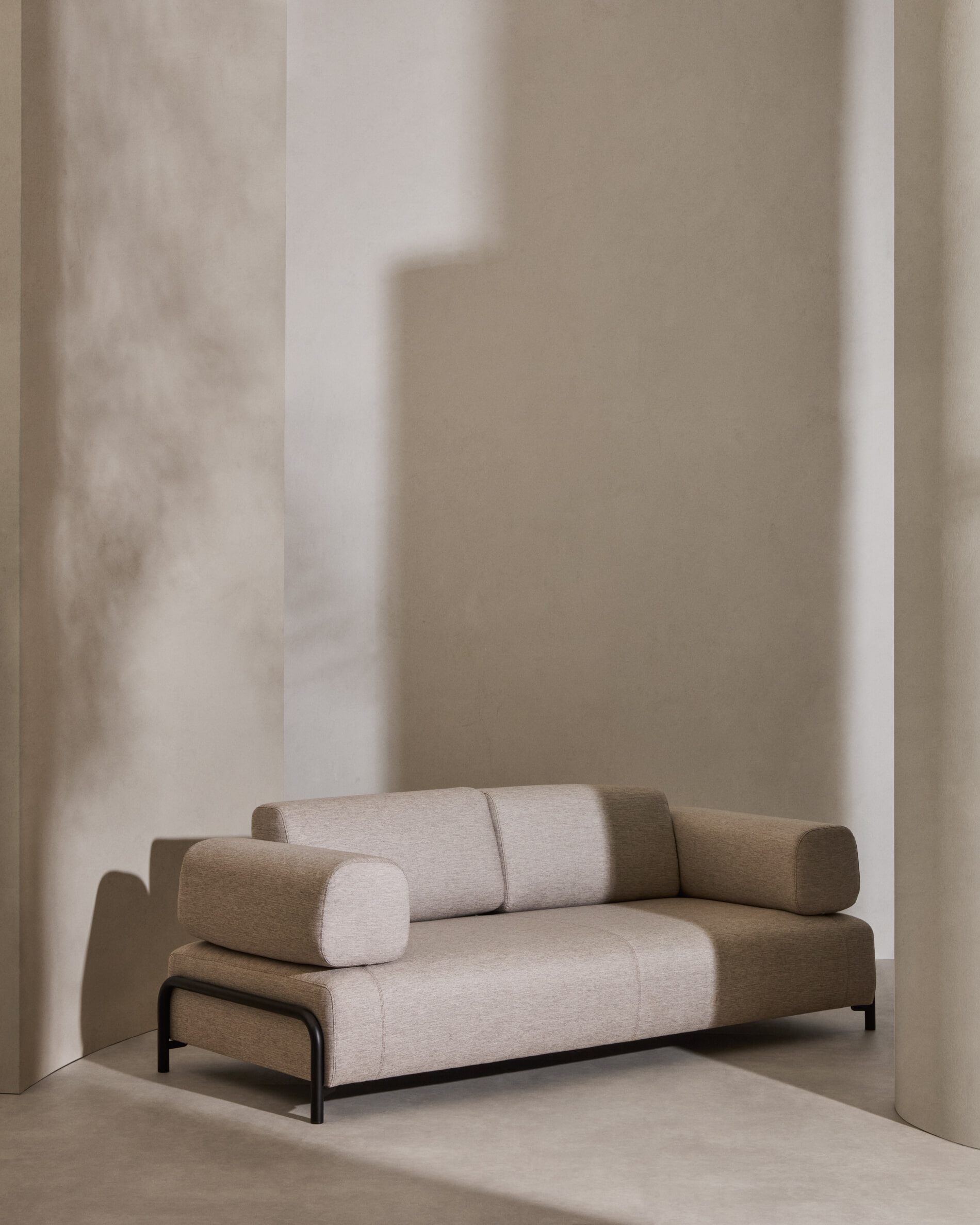 Kave Home 3-zits Bank 'Compo' Chenille, Met armleuning, kleur Beige