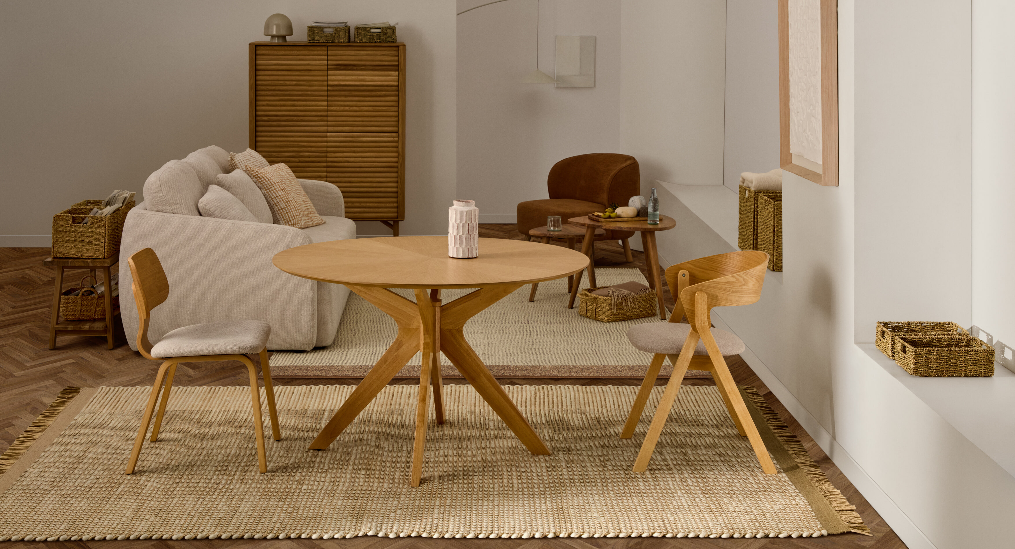 Kave Home Eetkamerstoel 'Gena' Eiken en rubberhout, kleur Beige