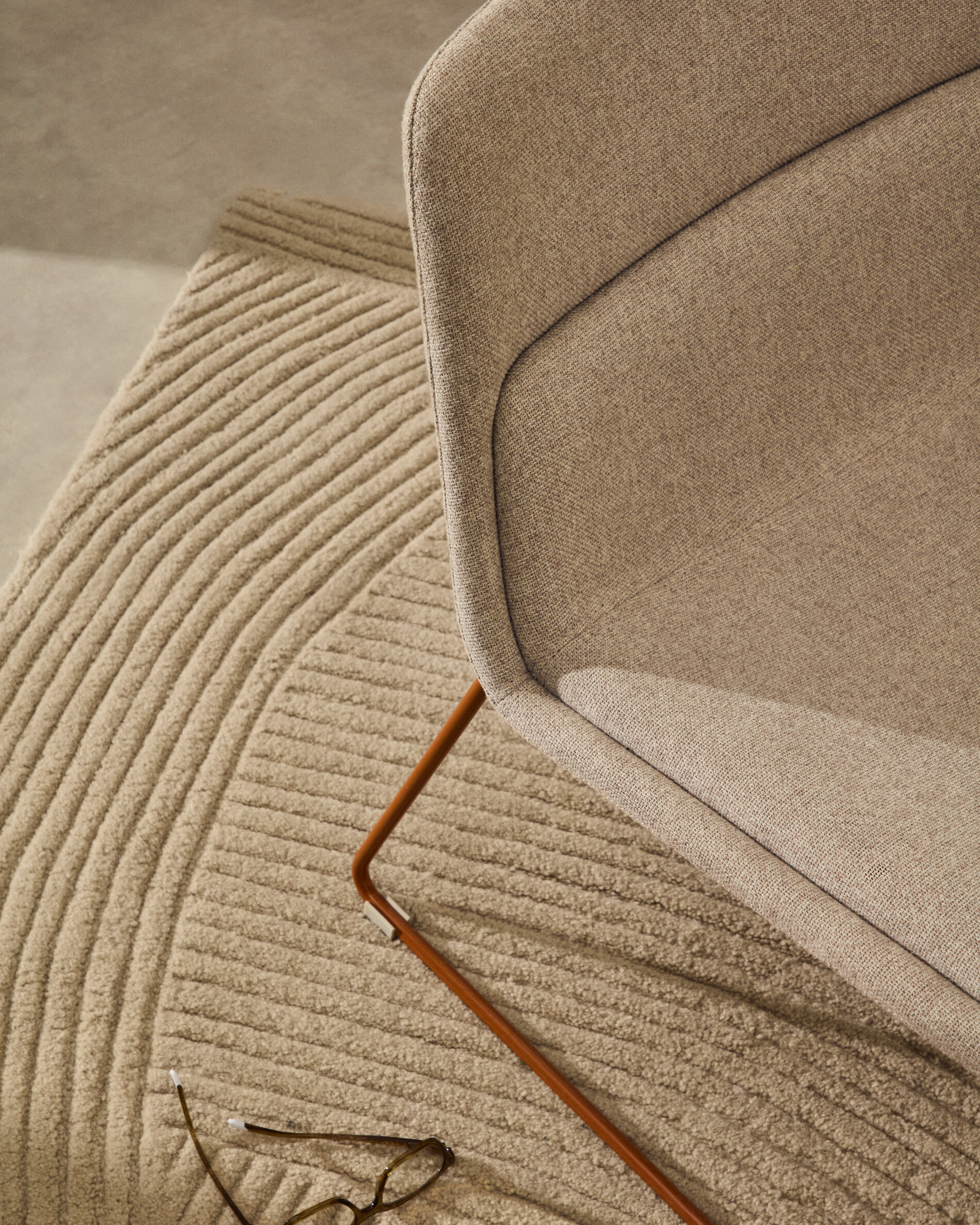 Kave Home Fauteuil 'Zahara' kleur Beige/Terracotta