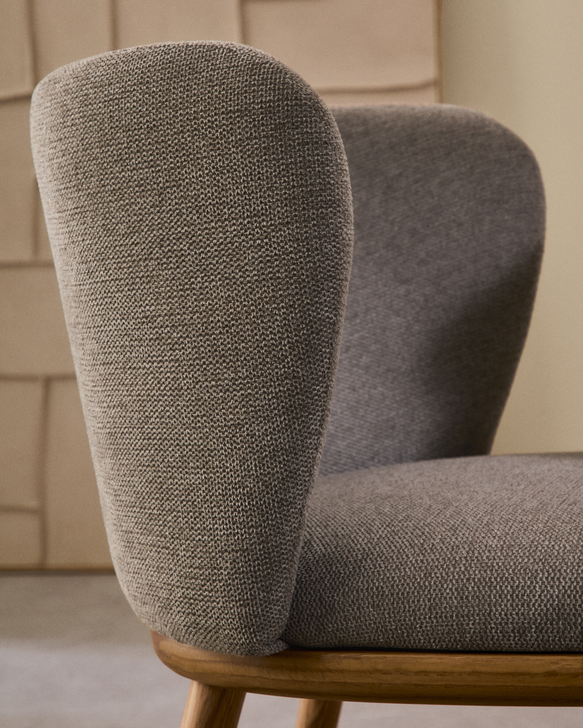 Kave Home Eetkamerstoel 'Ciselia' Chenille, kleur Bruin