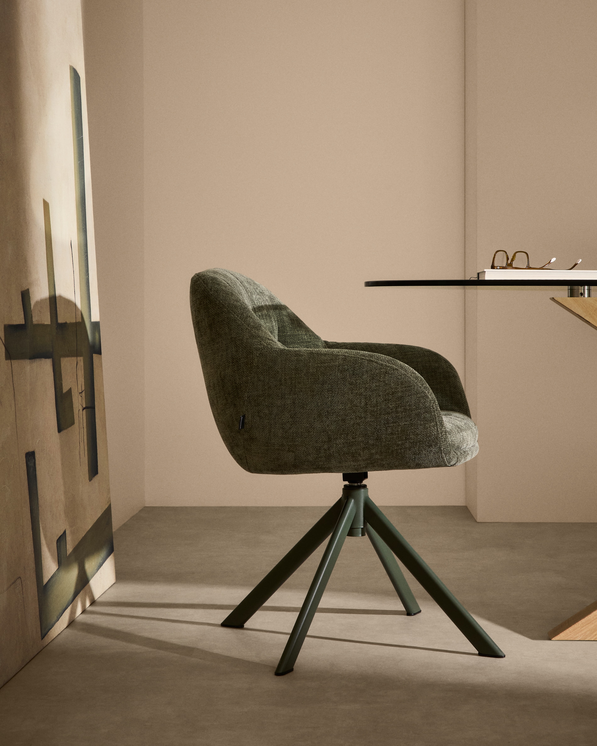 Kave Home Draaibare Eetkamerstoel 'Dorina' Chenille, kleur Groen