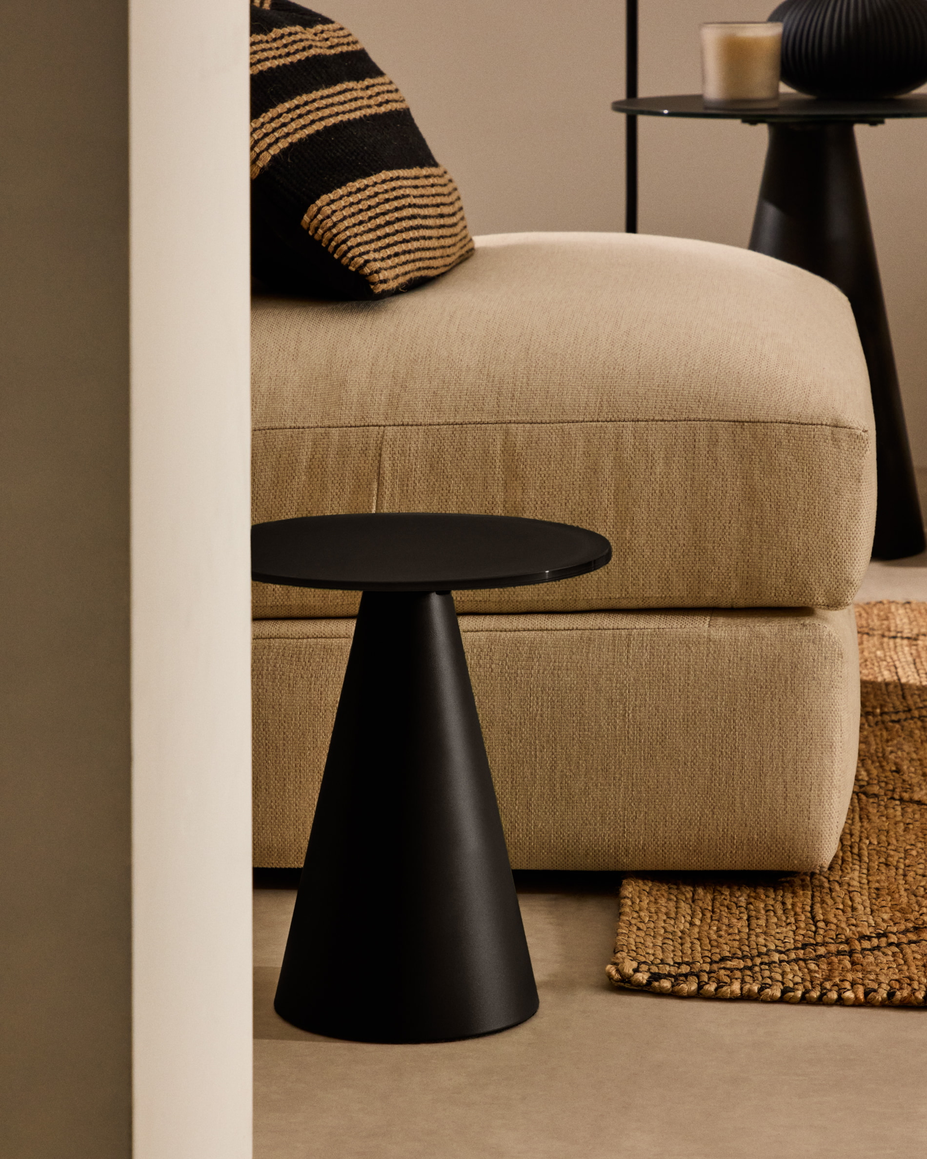 Kave Home Ronde Bijzettafel 'Wilshire' 30cm, kleur Zwart