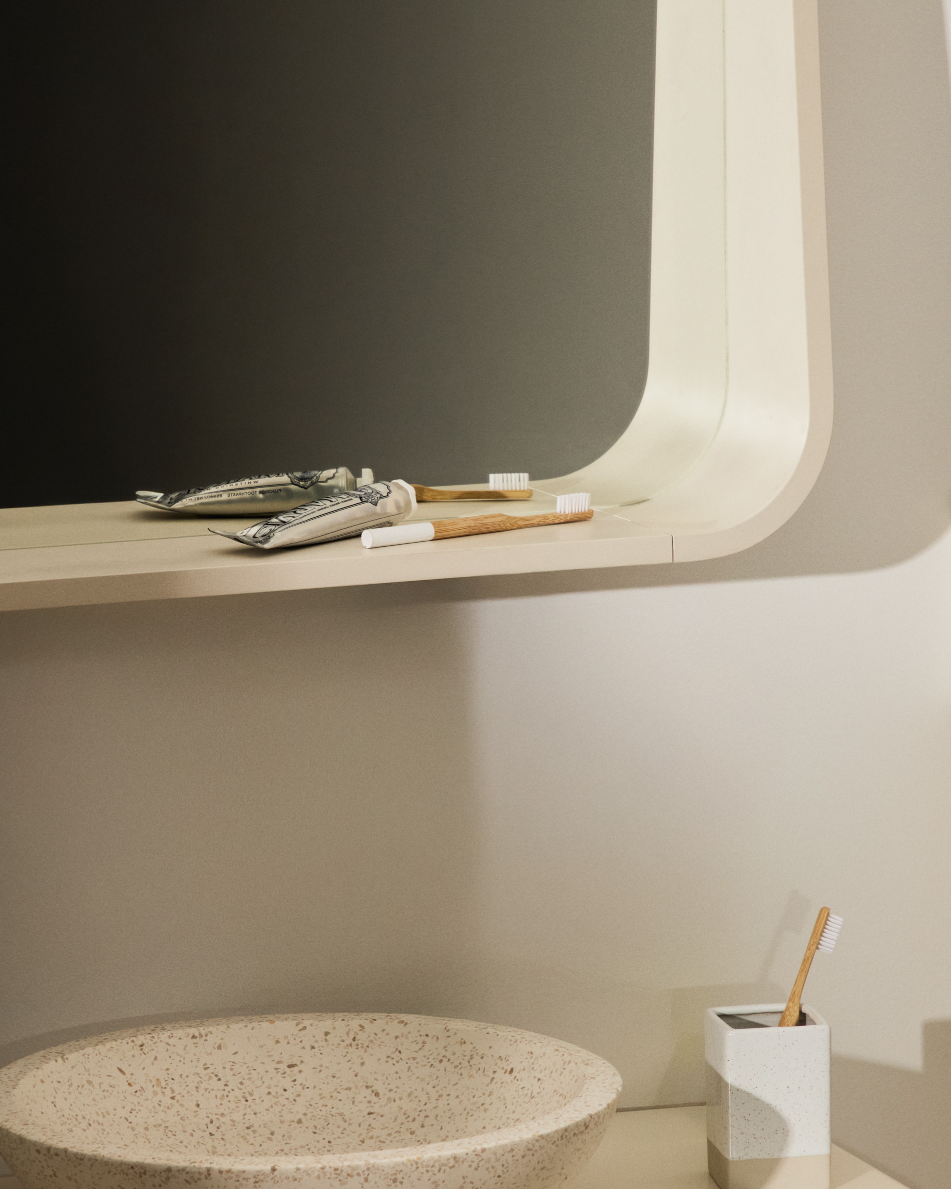 Kave Home Spiegel 'Salaya' 60 x 90cm, kleur Beige