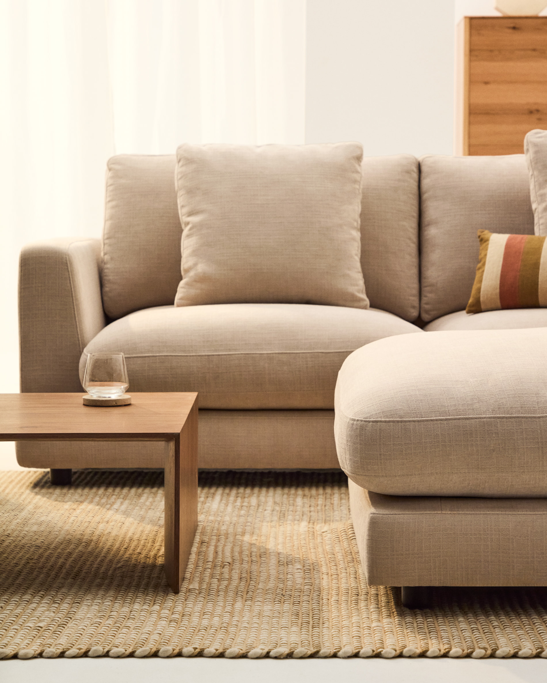 Kave Home Hocker 'Gala' Chenille, 90 x 90cm, kleur Beige