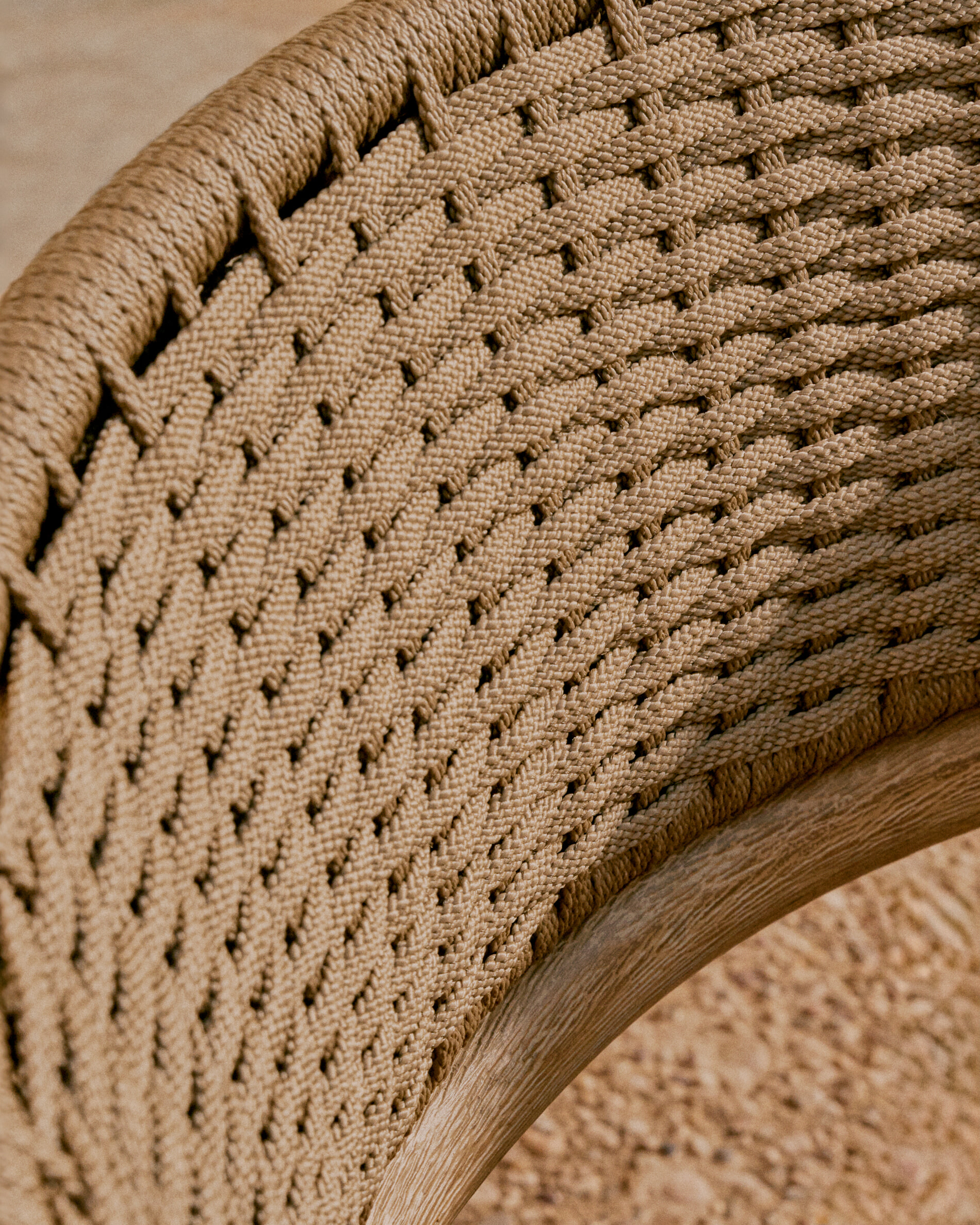 Kave Home Outdoor Fauteuil 'Arinella' Acaciahout en geweven touw