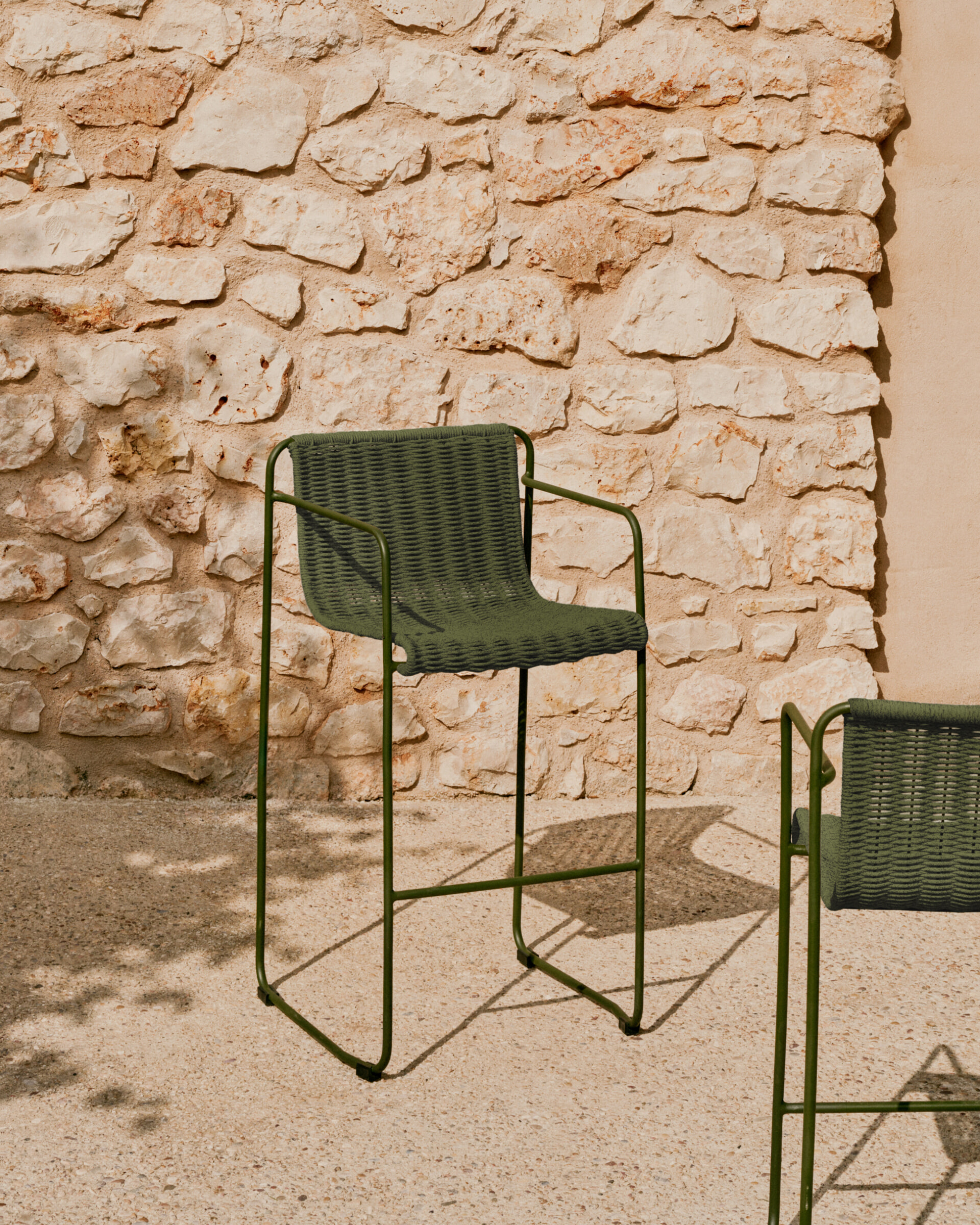 Kave Home Outdoor Barkruk 'Maurina' Touw en staal, kleur Groen (zithoogte 75cm)