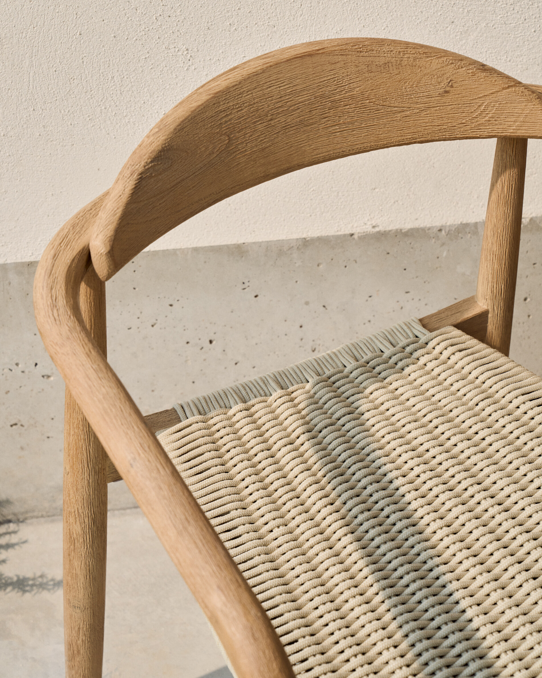 Kave Home Tuin / Eetkamerstoel 'Nina' Acaciahout, kleur Ecru