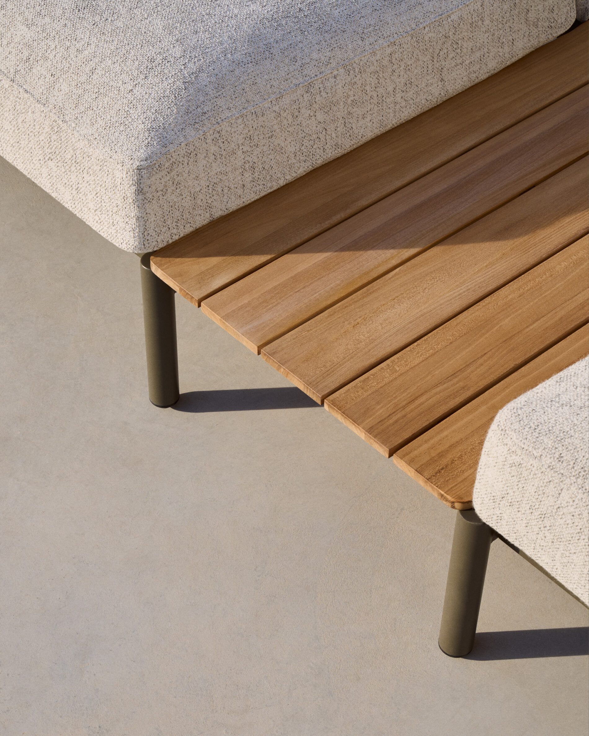 Kave Home Loungeset 'Sorells' Met 5-zits hoekbank en tafels, kleur Beige