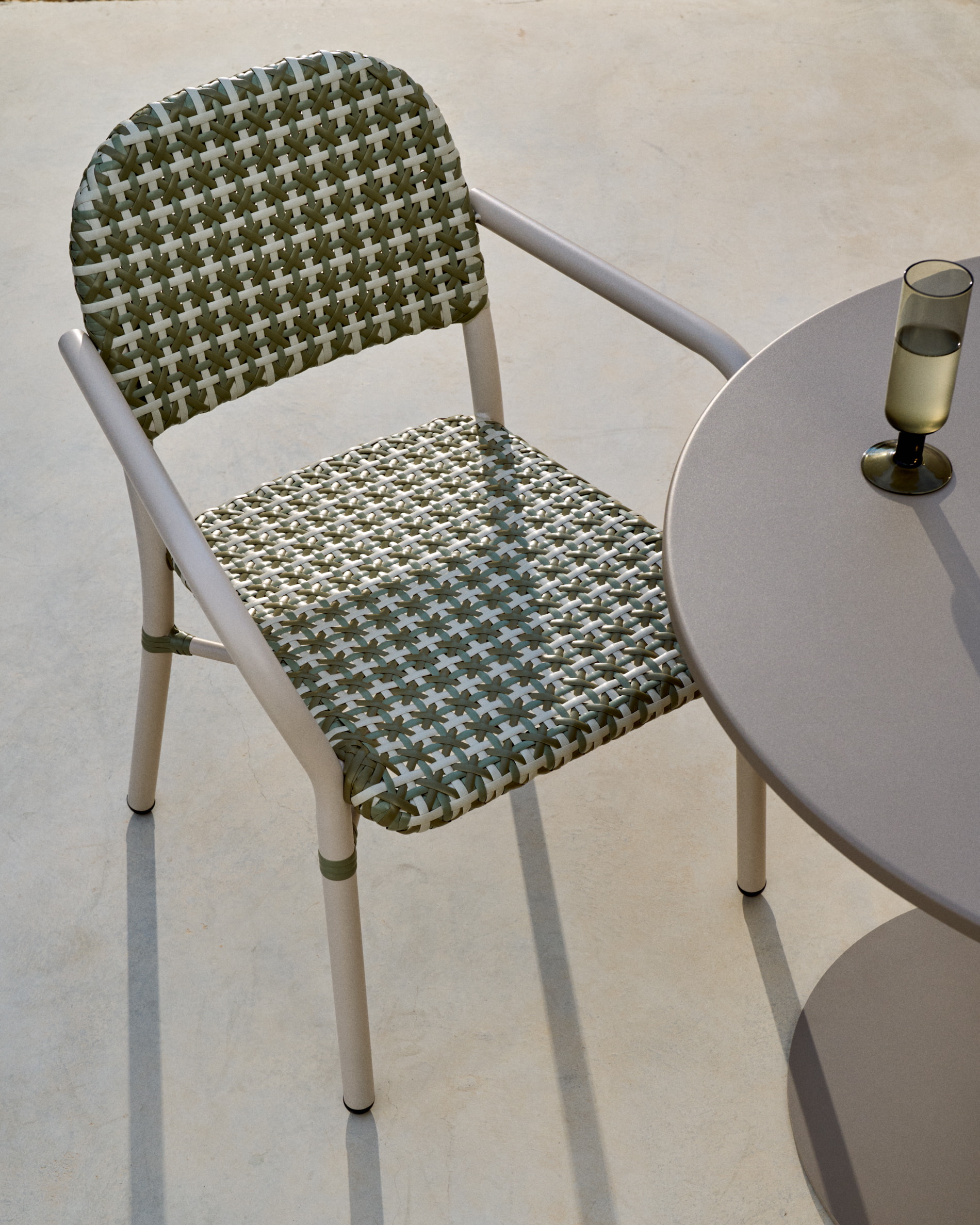 Kave Home Ronde Bistrotafel 'Sedalis' Aluminium, 80cm, kleur Taupe