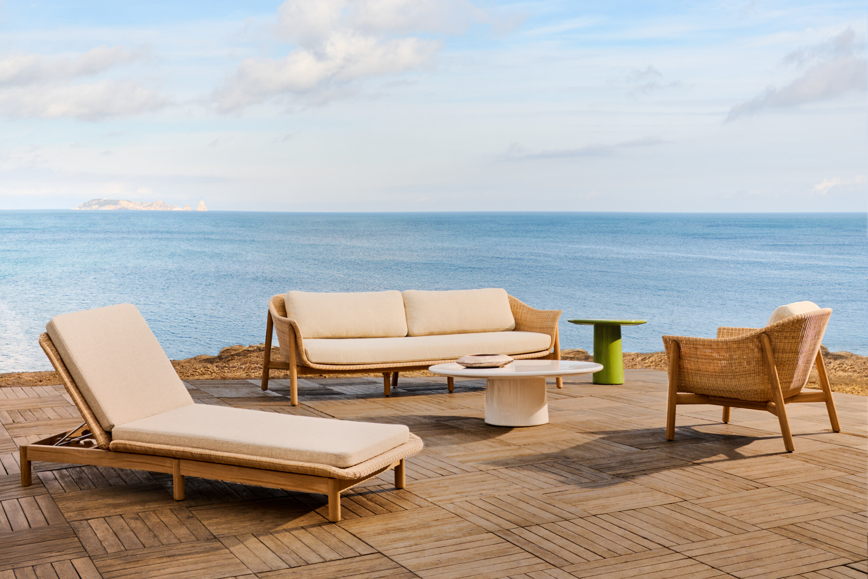 Kave Home Outdoor Fauteuil 'Galea' Teakhout en rattan