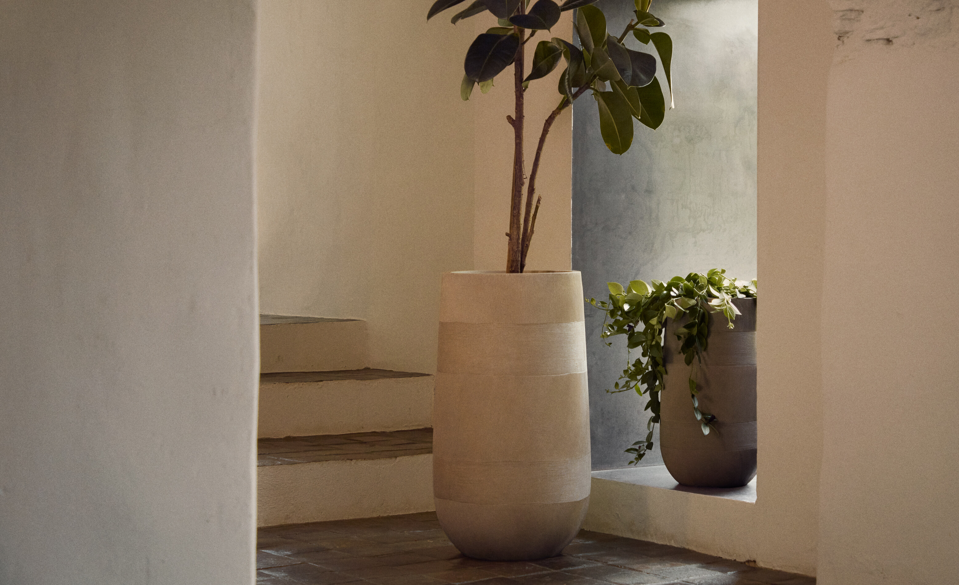 Kave Home Plantenpot 'Tival' Set van 2 stuks, kleur Beige