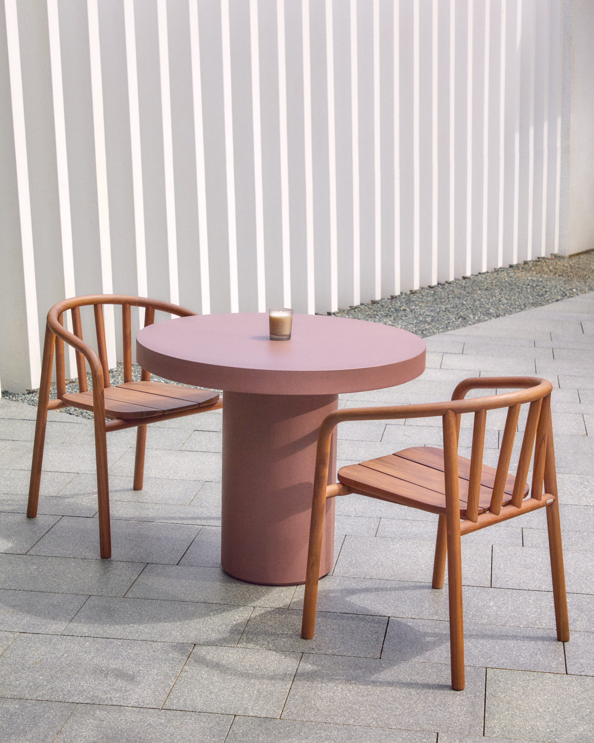 Kave Home Ronde Bistrotafel 'Aiguablava' Beton, 90cm, kleur Terracotta