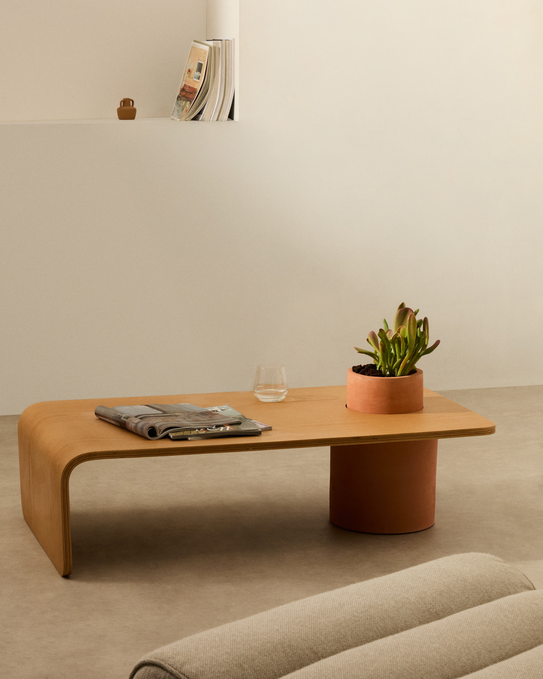 Kave Home Salontafel 'Olaria' Terracotta en eiken, 110 x 60cm