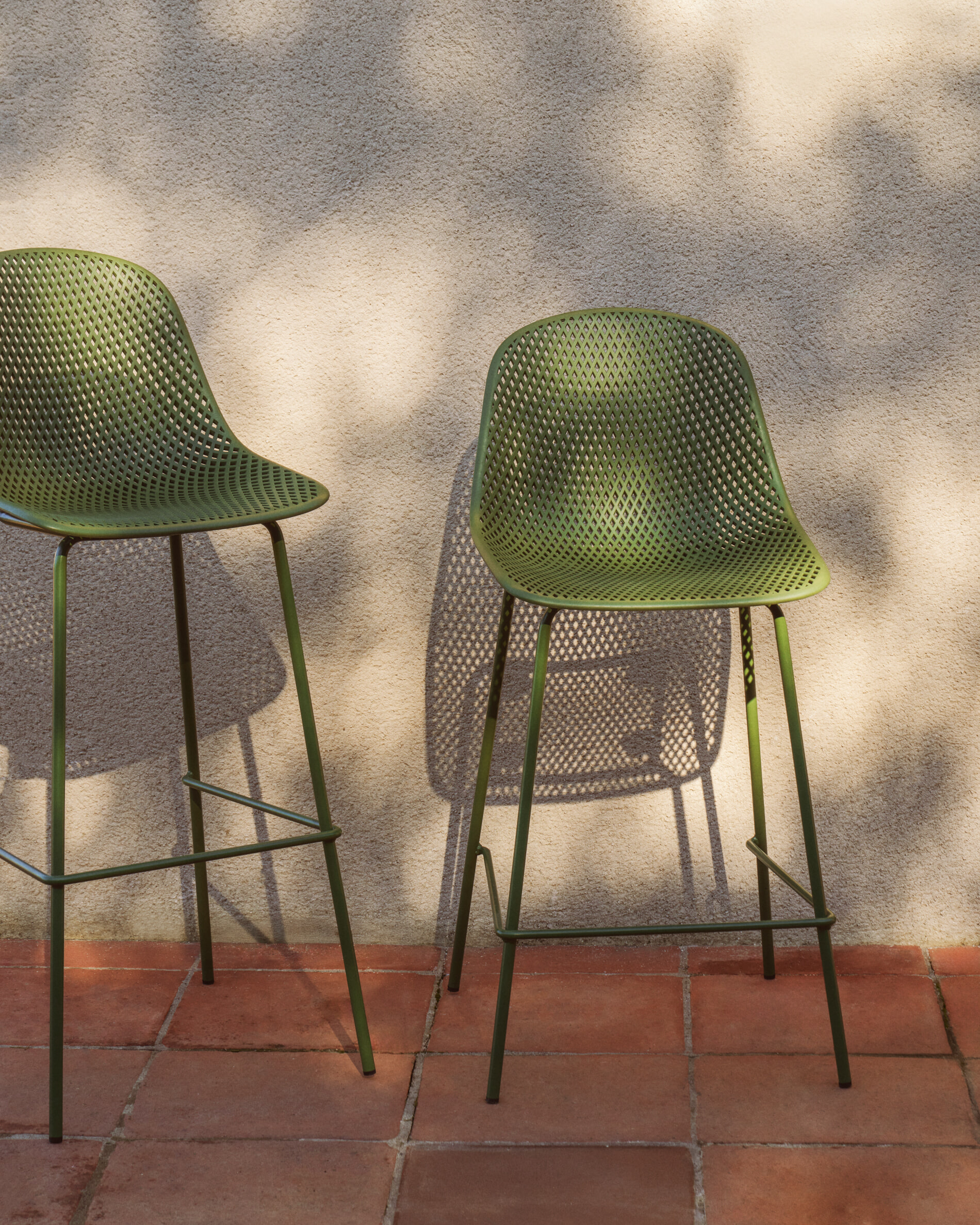 Kave Home Barkruk 'Quinby' kleur Groen (zithoogte 75cm)