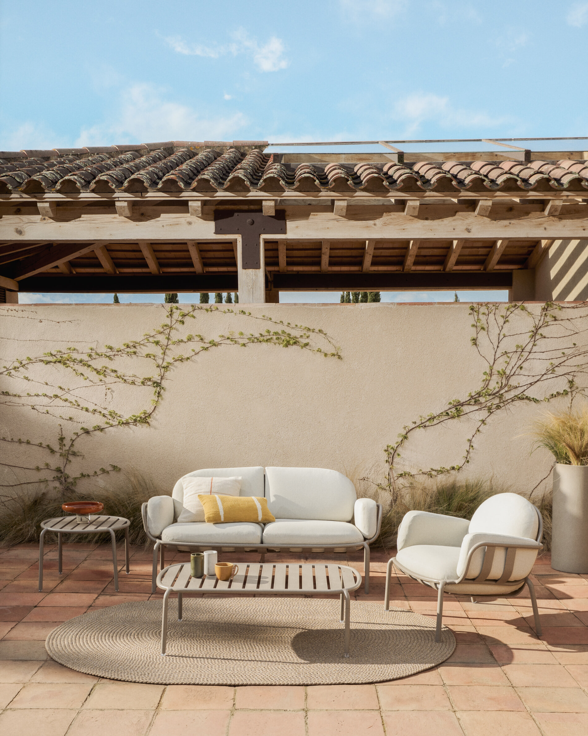 Kave Home 2-zits Tuinbank 'Joncols' 164cm, kleur Taupe
