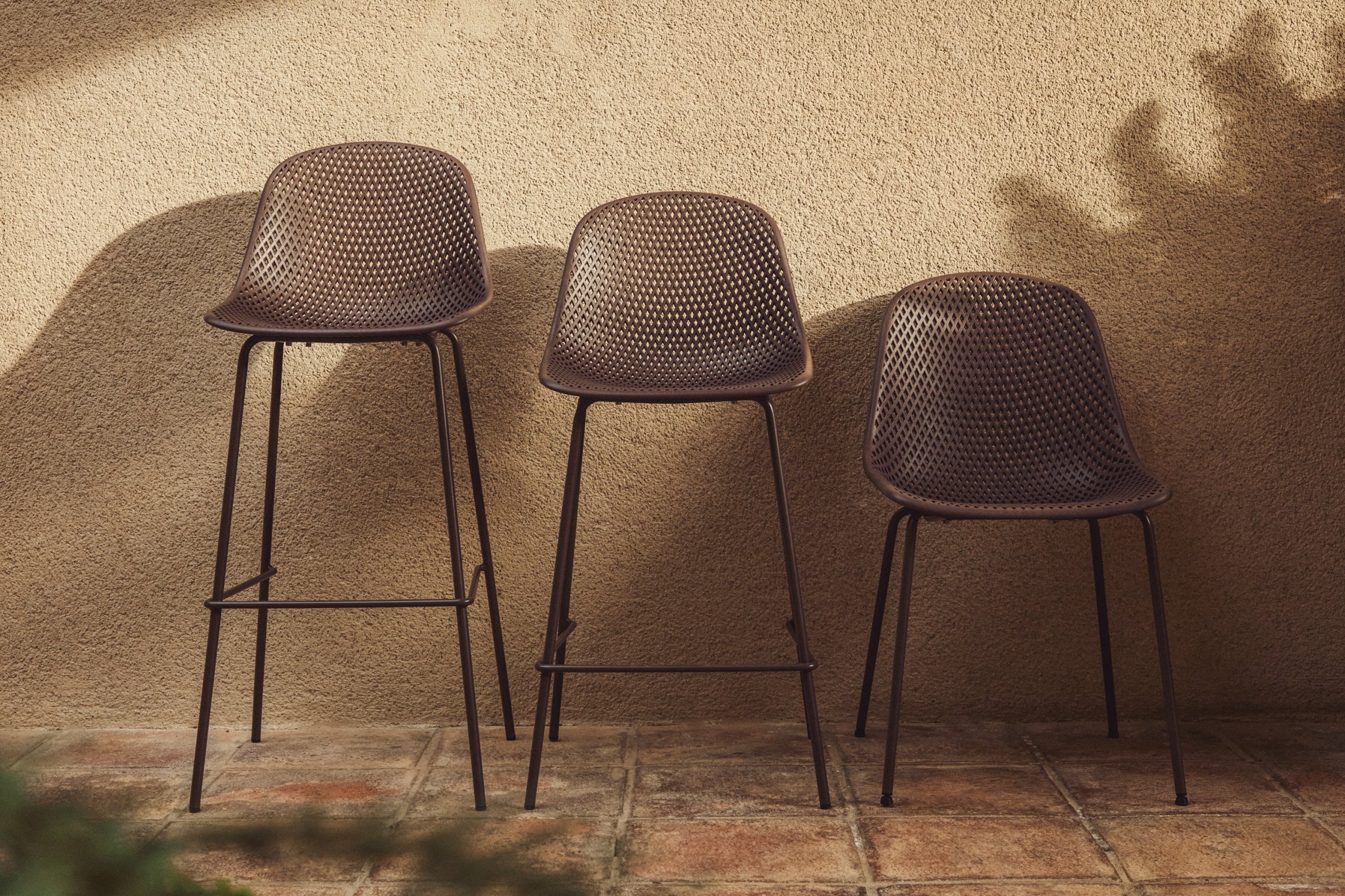 Kave Home Barkruk 'Quinby' kleur Bruin (zithoogte 75cm)