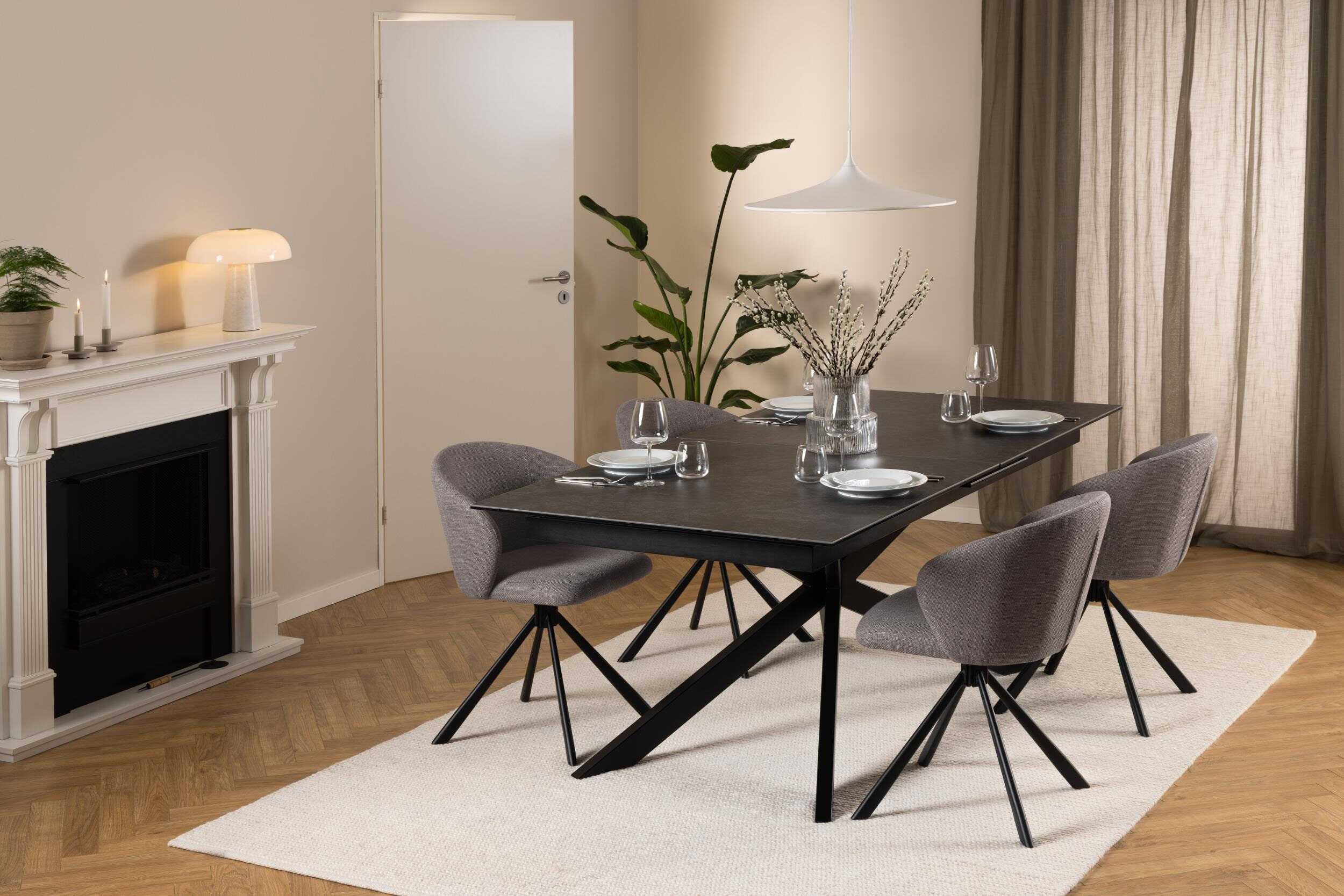 Bendt Uitschuifbare Eettafel 'Chrislyn' Keramiek 200-240 x 100cm, kleur Zwart