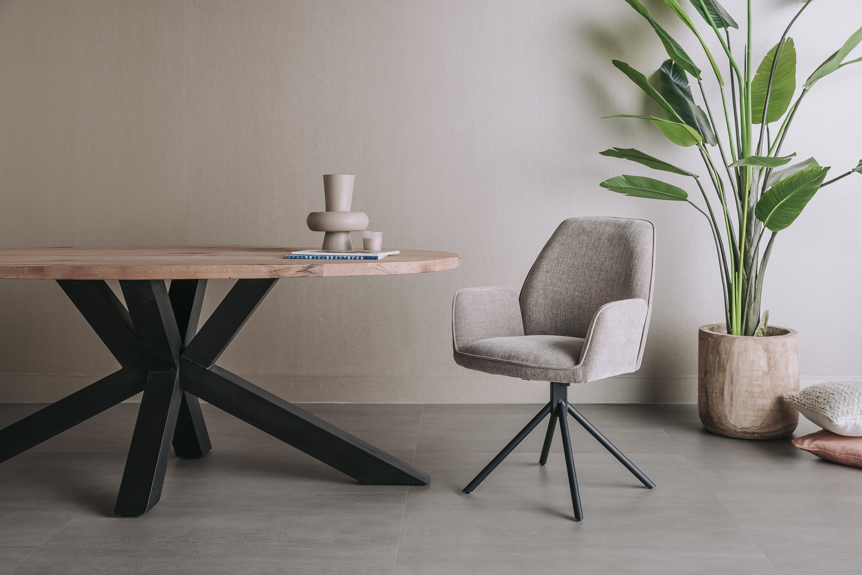 Tower Living Draaibare Eetkamerstoel 'Amaro' kleur Beige