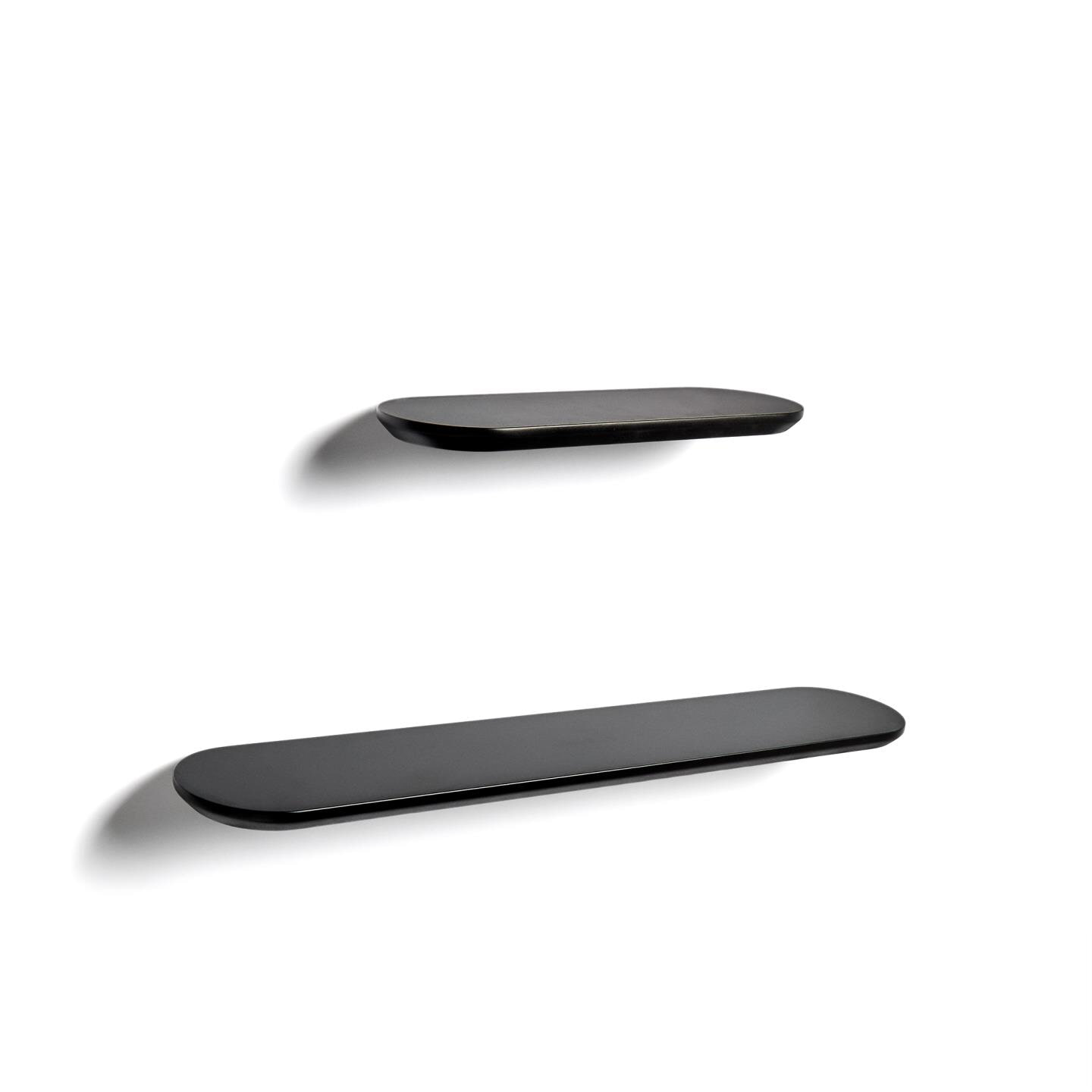 Kave Home Wandplank 'Arely' Set van 2 stuks, kleur Zwart